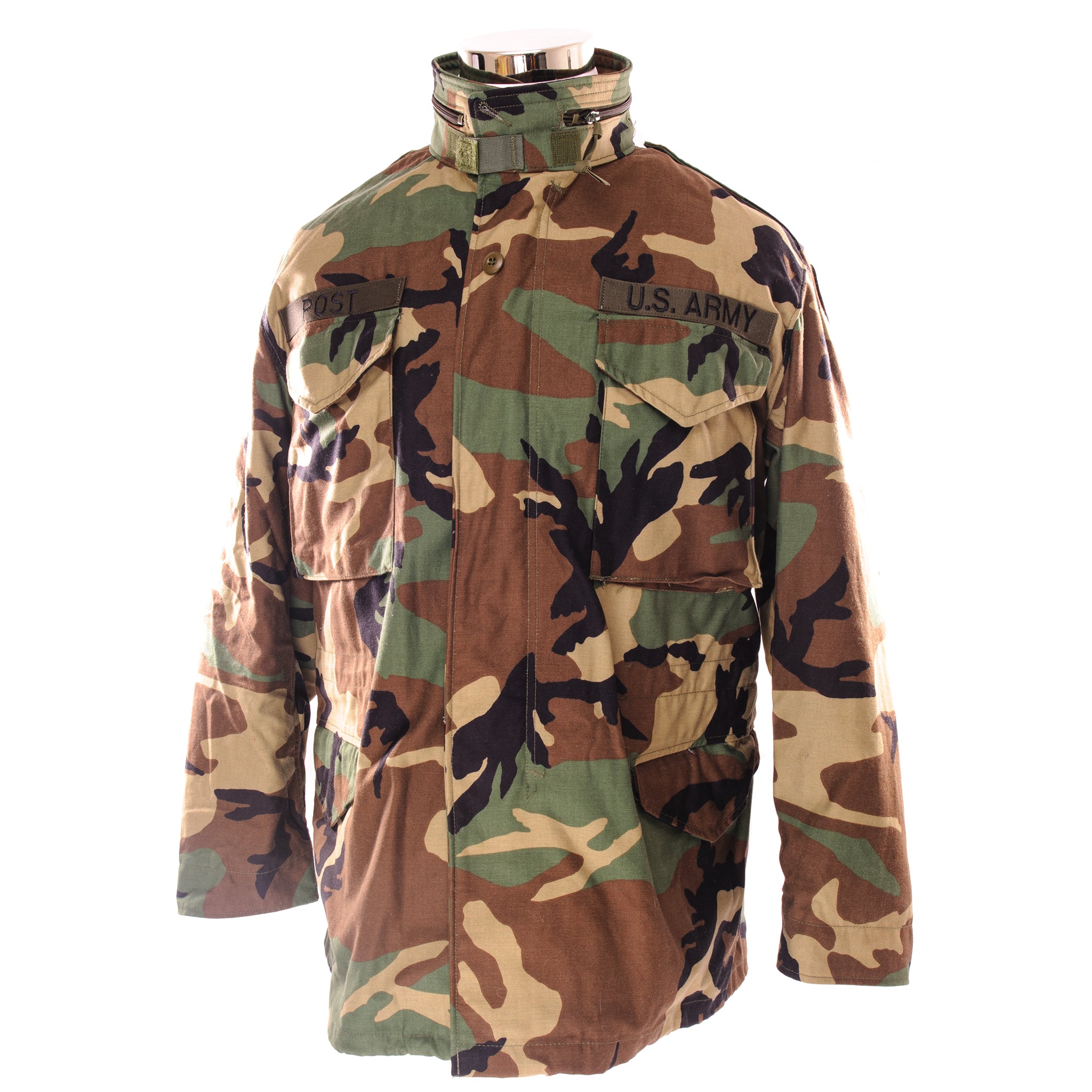 Vintage US Army M-1965 M65 Woodland Camo Field Jacket - Medium Regular Size with Patch | Authentic Military Outerwear for Outdoor Adventures, Hunting & Vintage Fashion