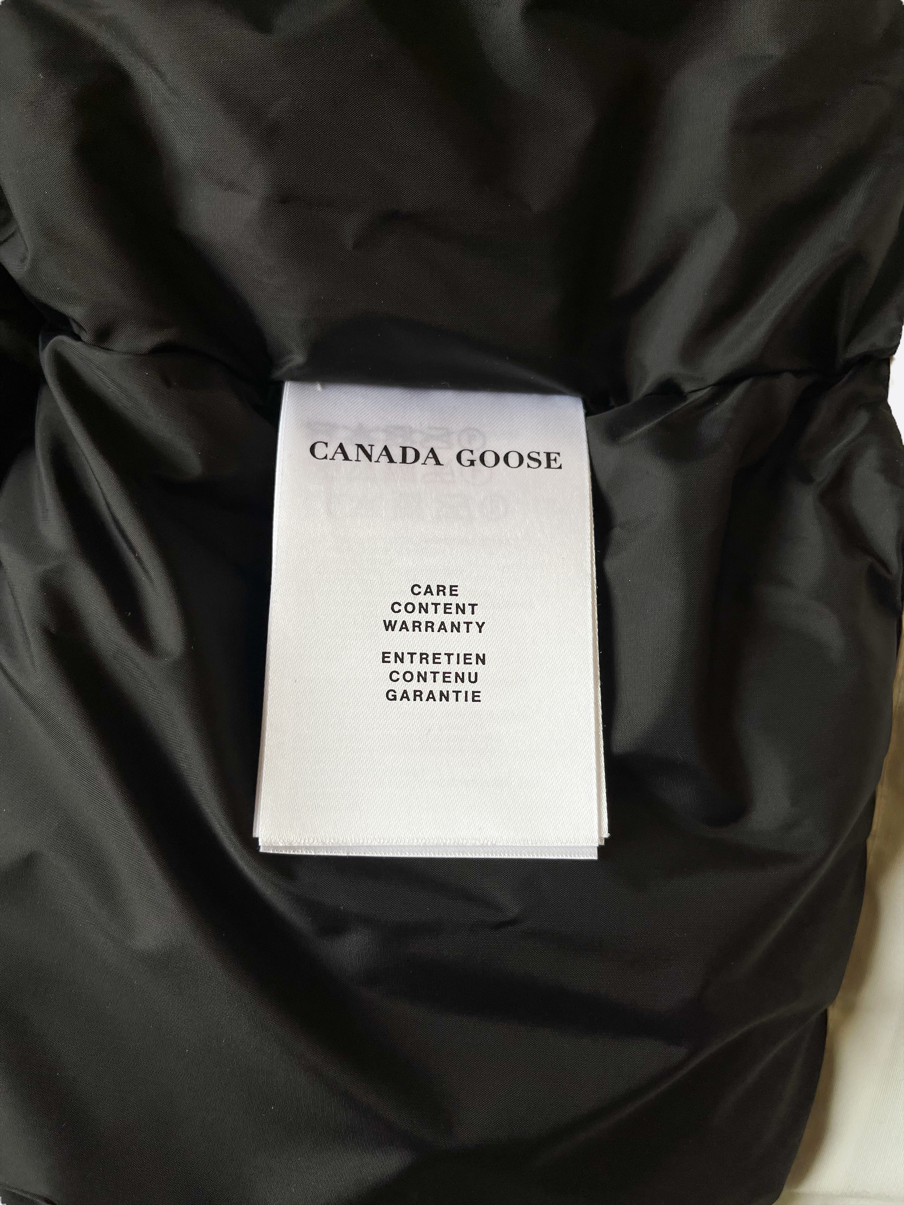 Canada Goose White Langford Men's Winter Jacket - Waterproof Down Parka for Extreme Cold Weather - Perfect for Skiing, Hiking & Outdoor Adventures