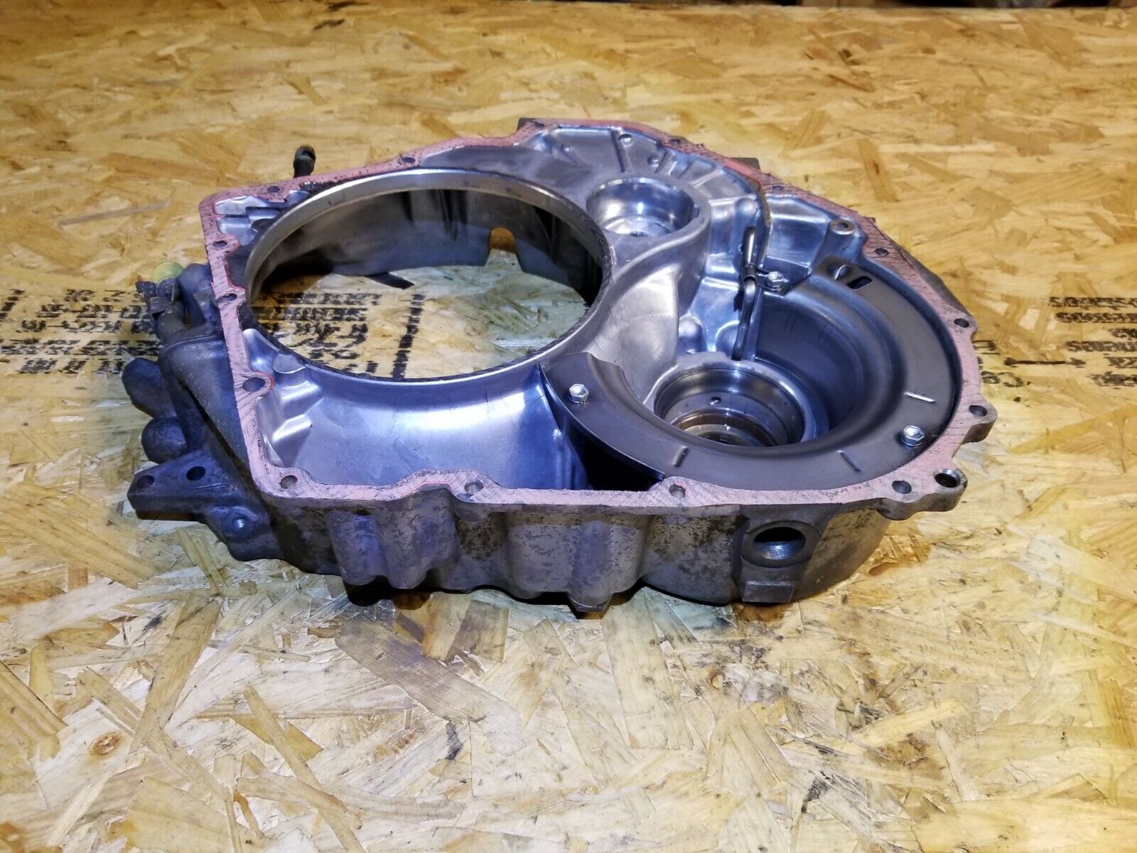 Volvo S60 Automatic Transmission Bell Housing Converter Case OEM 2005-2009 - Perfect for Transmission Repairs & Replacements