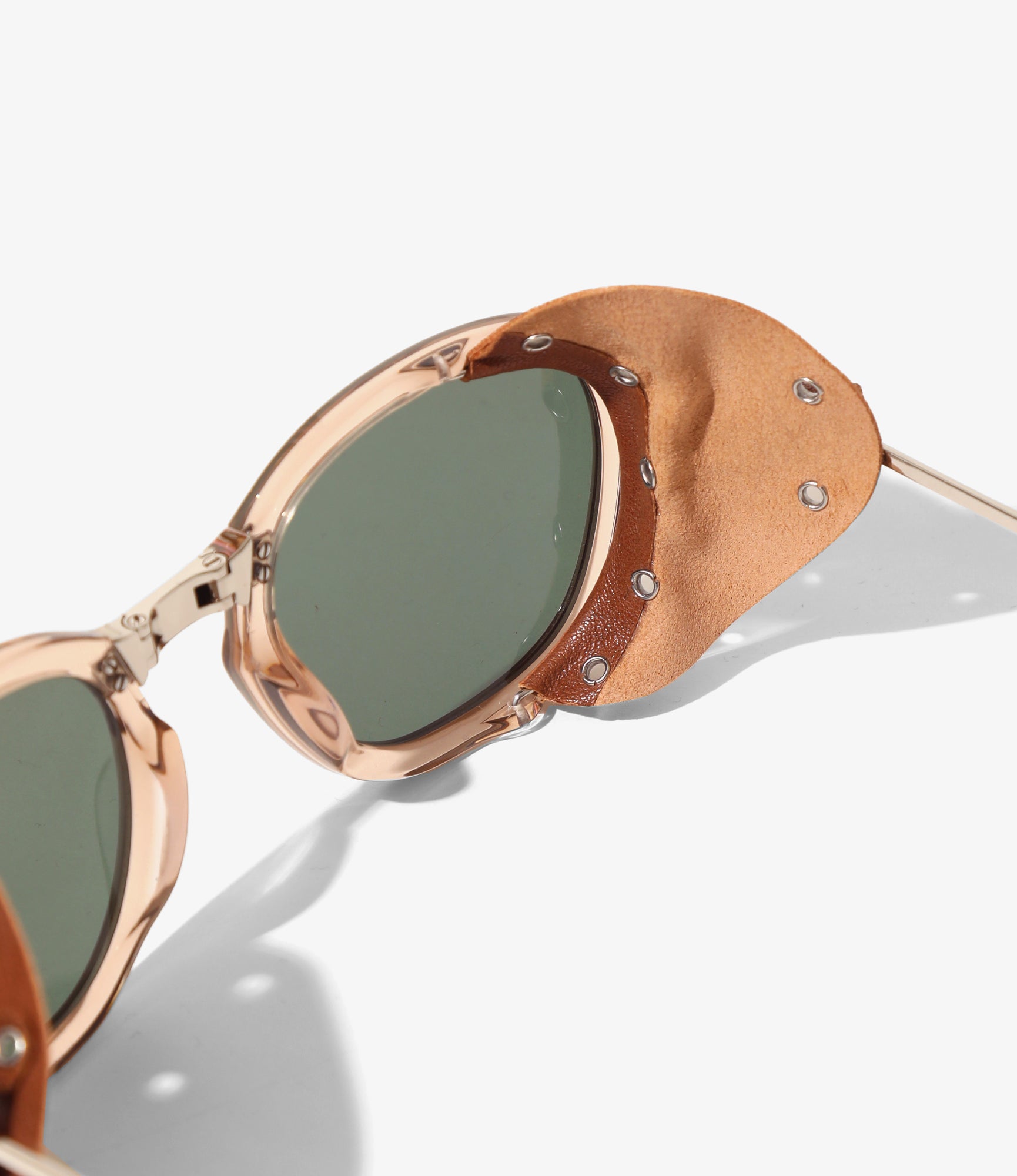 Polarized Foldable Sunglasses for Men & Women - Lightweight UV400 Protection Amber Lens - Perfect for Driving, Travel, and Outdoor Activities