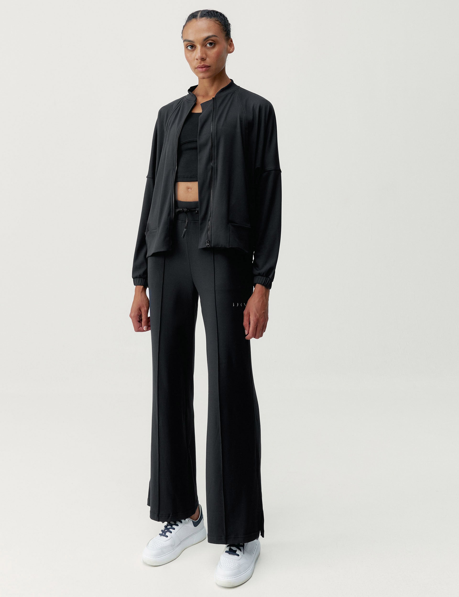 Leila Jacket - Stylish Black Women's Outerwear for Fall & Winter | Perfect for Casual Outings & Travel