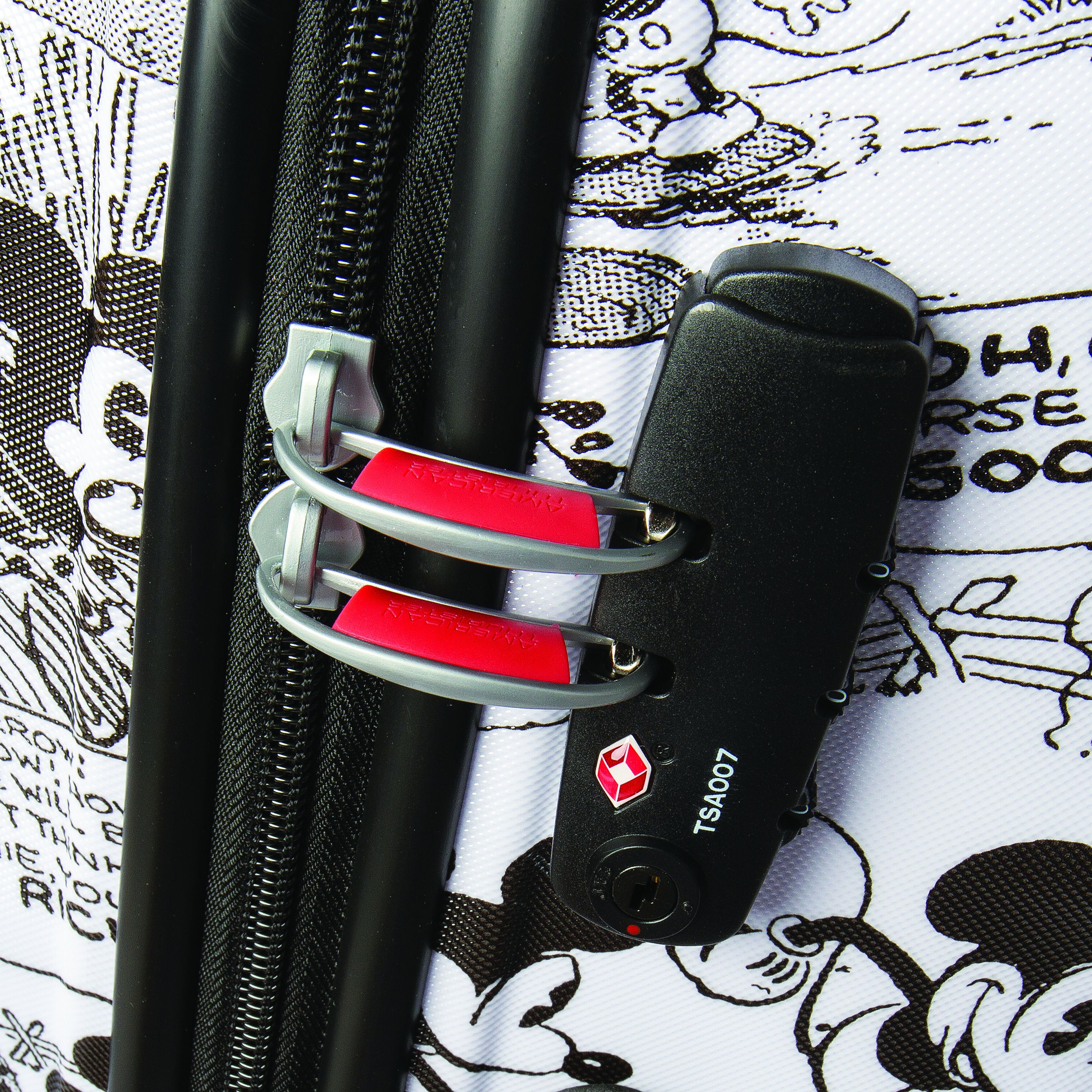 American Tourister Disney Wavebreaker Spinner Medium Luggage - Minnie Mouse Comics White | Lightweight Suitcase for Travel, Vacation & Business Trips