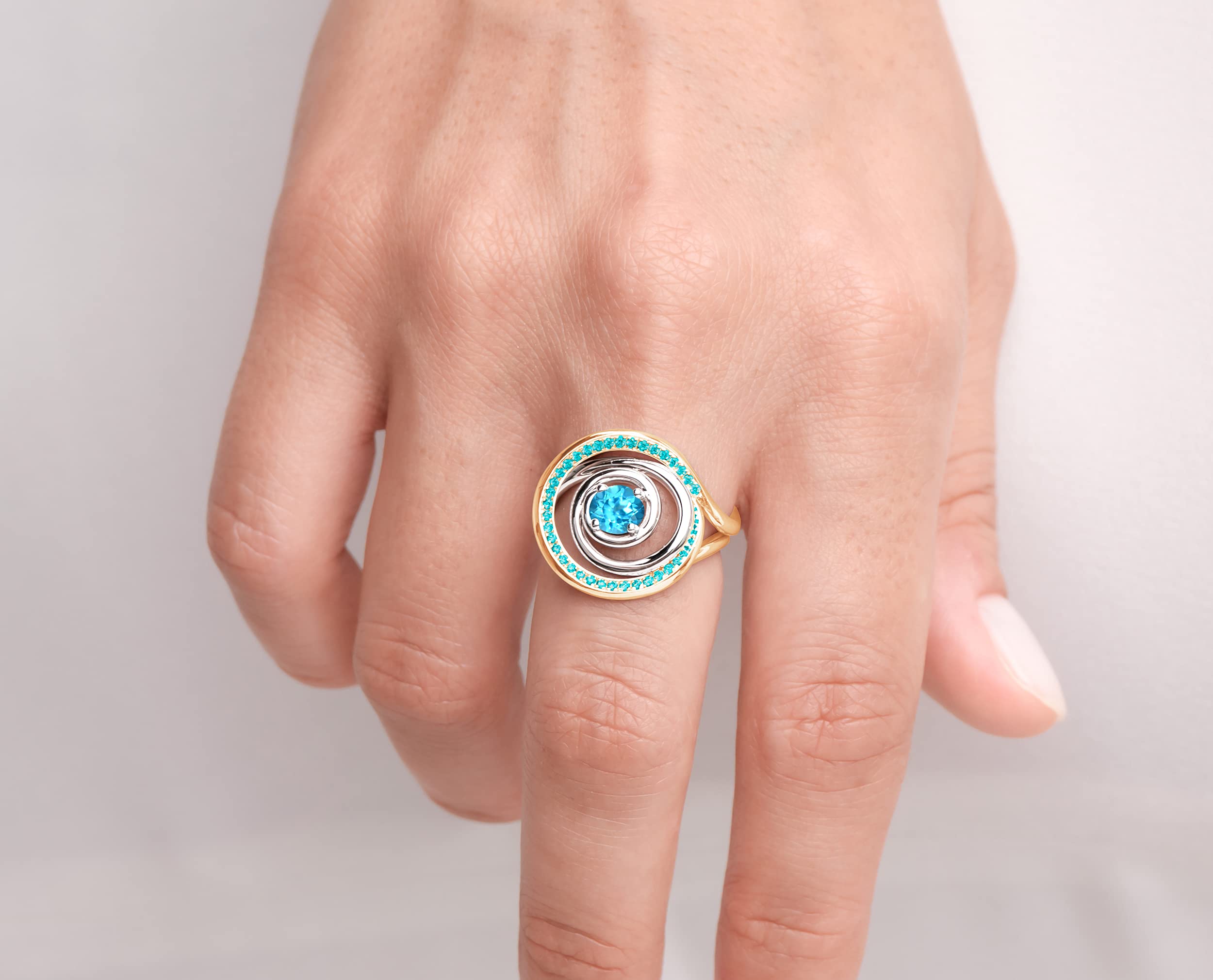 Blue Topaz Wedding Ring for Women - 14K Gold Halo Engagement Band - Unique Open Circle Alternative Bridal Ring - Perfect for Weddings, Anniversaries & Special Occasions