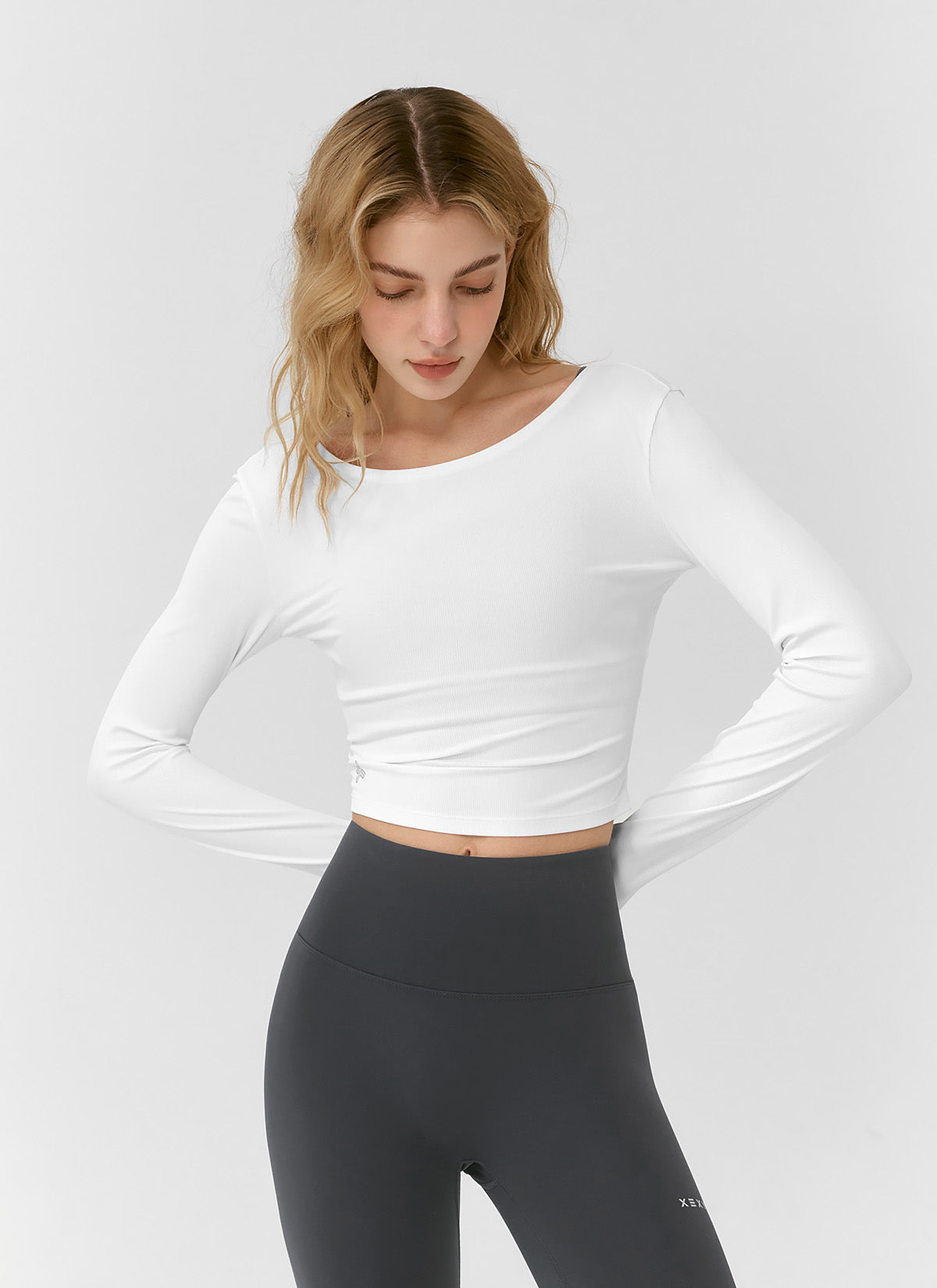 Ribbed Back Slit Fingerhole Long Sleeve Tops for Women - Stylish & Comfortable Fall Fashion Essential for Layering, Office Wear & Casual Outfits