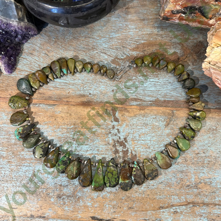 Vintage Green Turquoise Tab Bead Necklace 20.5