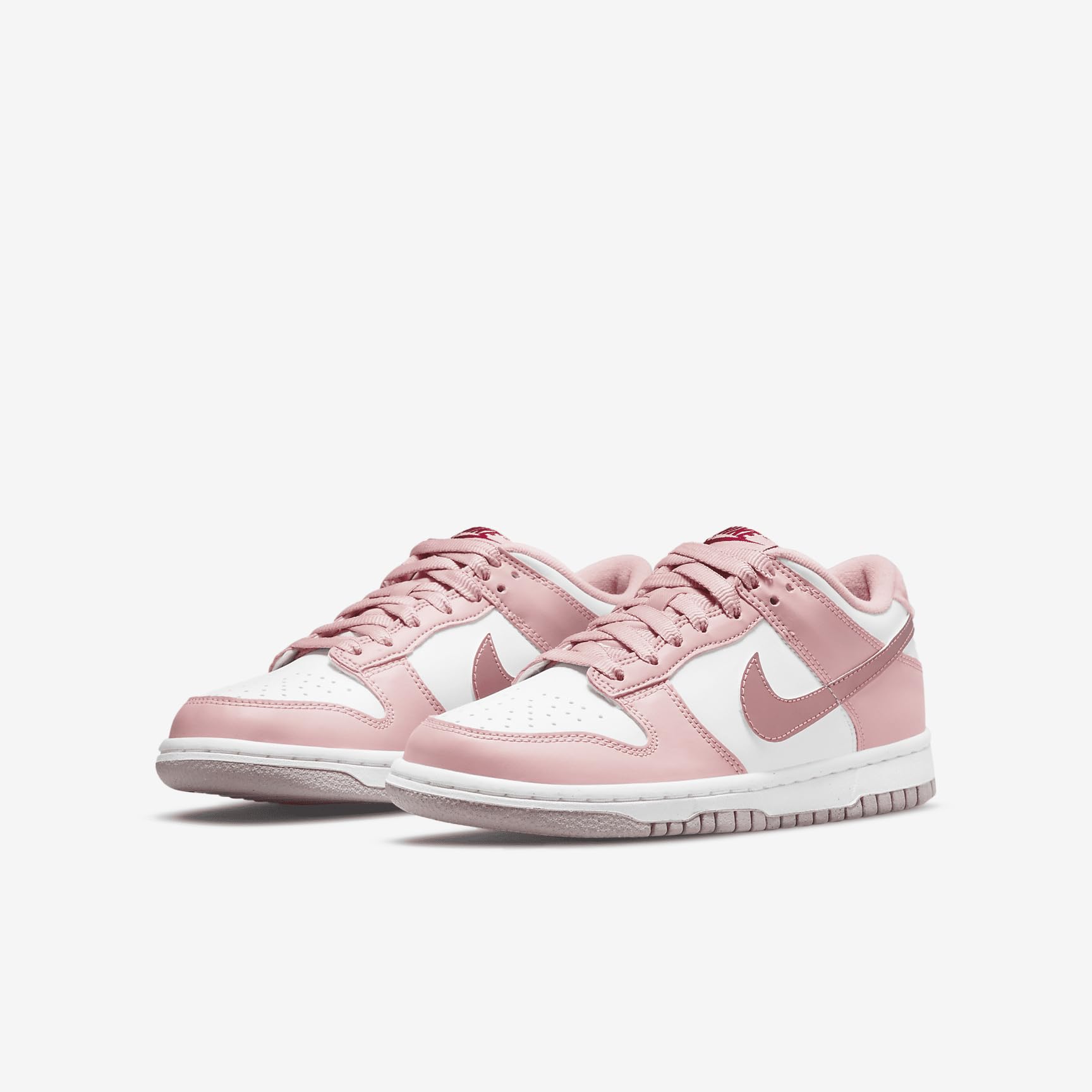 Nike Dunk Low GS Boys Shoes - Lightweight Sneakers for Kids, Comfortable & Durable - Perfect for School, Sports & Everyday Wear