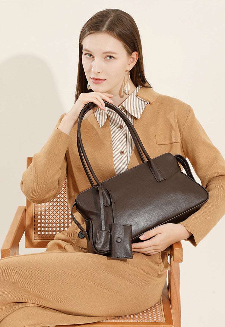 Stylish Genuine Leather Shoulder Bag for Women - Fashion Crossbody Purse with Adjustable Strap, Perfect for Work, Travel & Everyday Use