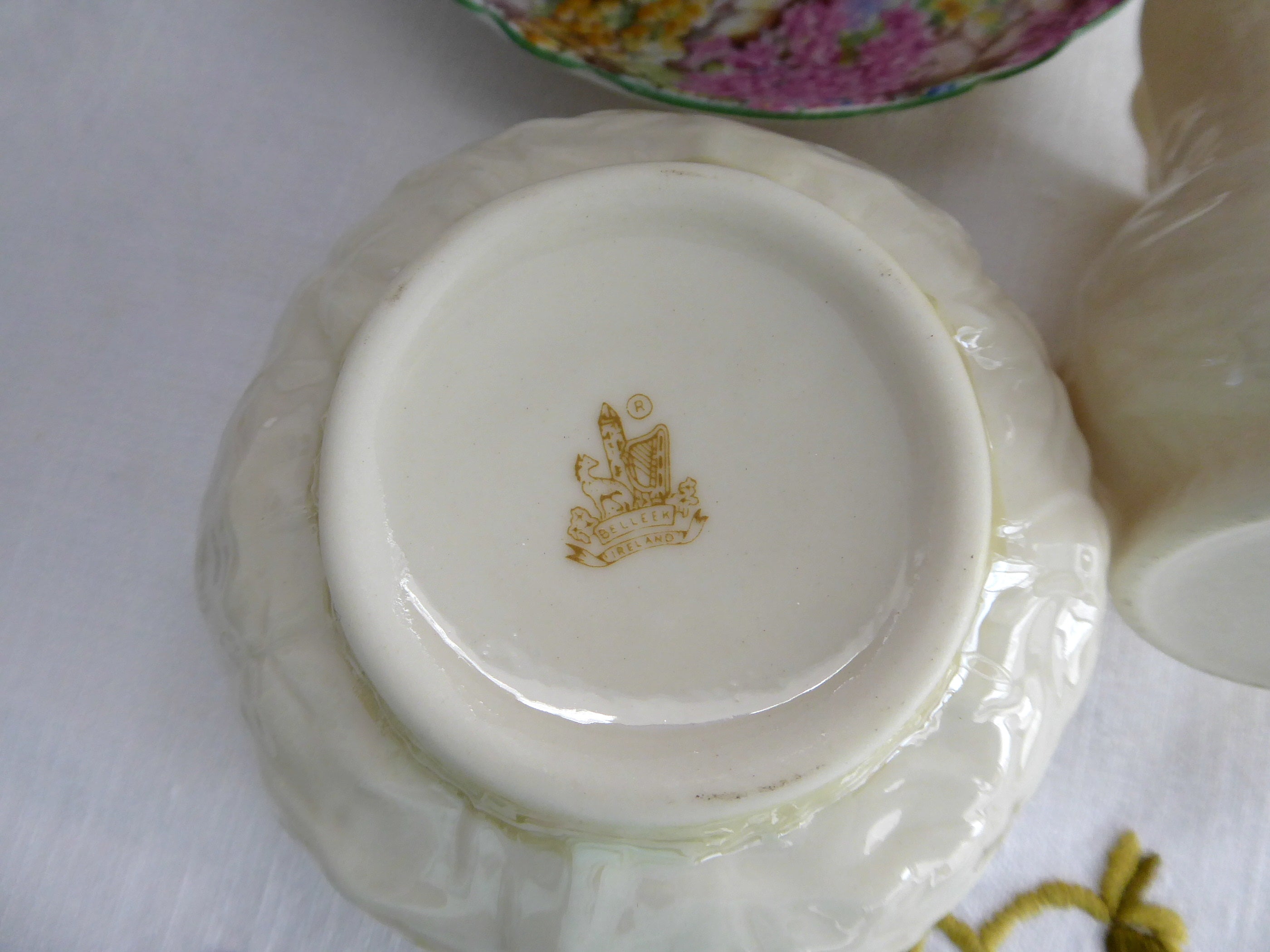 Belleek Ireland Cream and Sugar Set - Lotus Bacchus Luster Ceramic Vintage 1981 - Perfect for Afternoon Tea and Collectible Display
