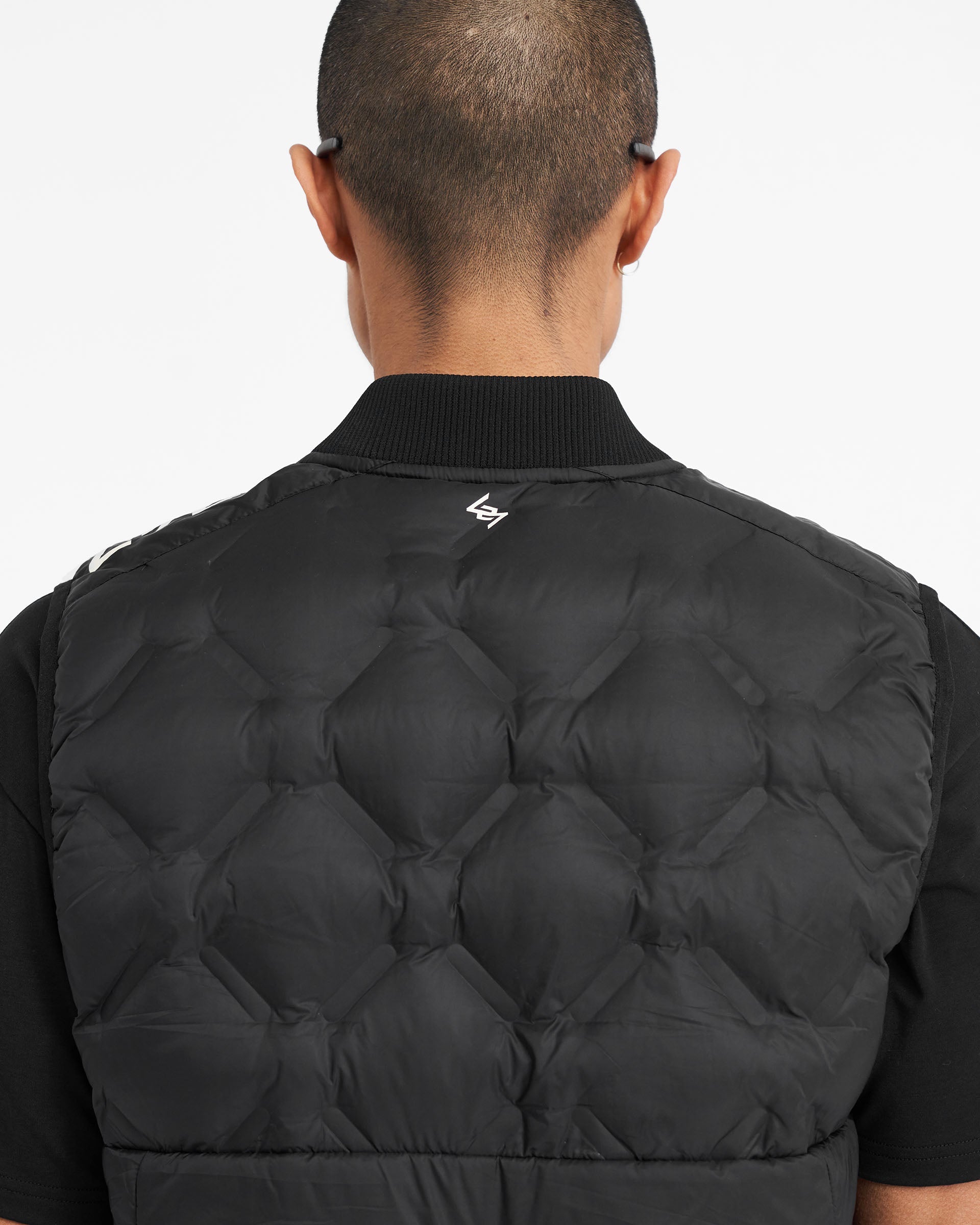247 Lightweight Gilet Vest for Men & Women - Breathable Black Puffer Sleeveless Jacket for Outdoor Hiking, Running, and Casual Wear