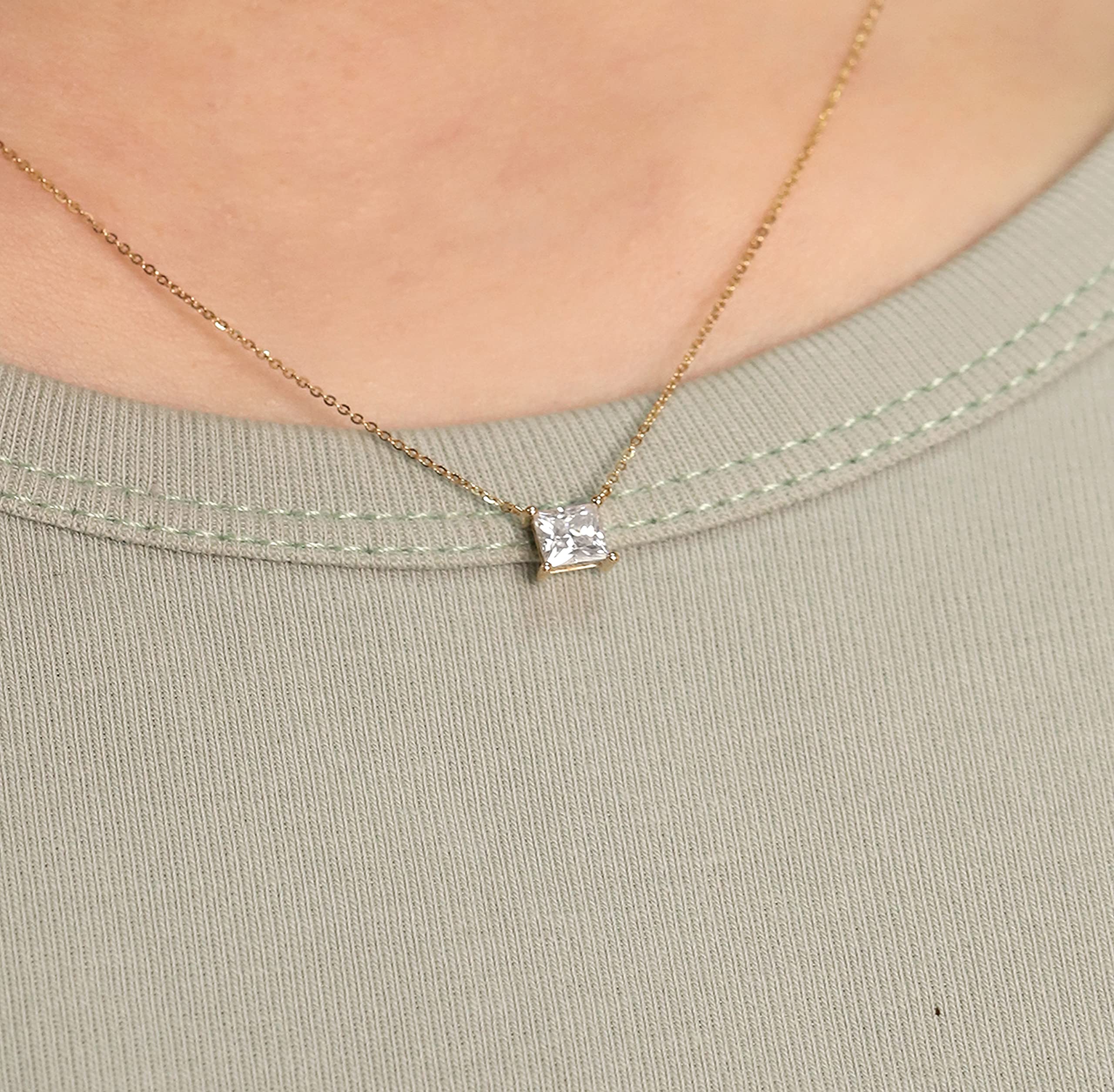 14K Gold Princess Cut Moissanite Pendant Necklace - 16.5