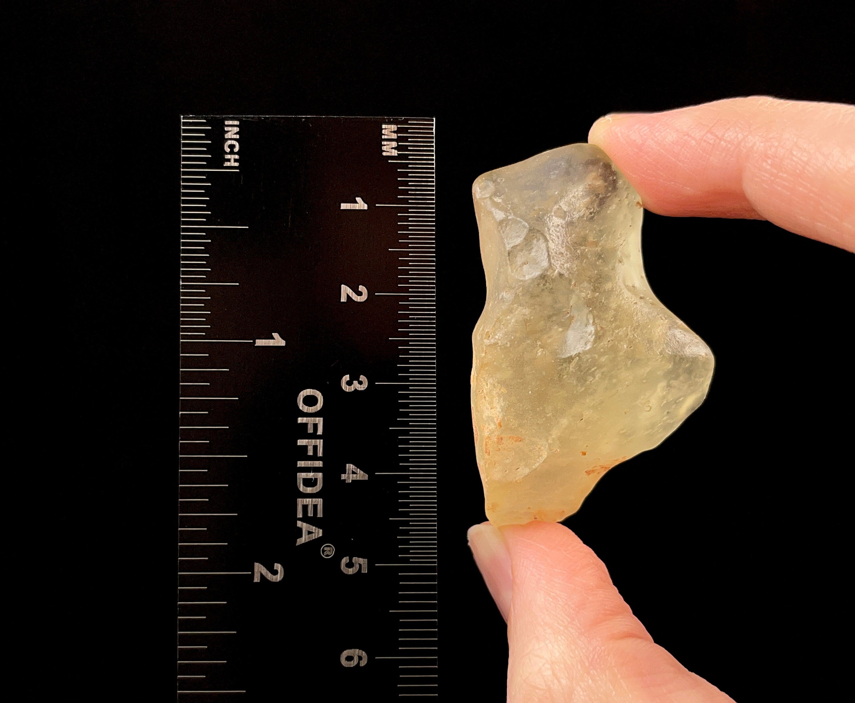Natural Libyan Desert Glass Raw Crystal - Rare Green Tektite Stone for Collectors, Healing & Home Decor | Unique Gift for Crystal Lovers & Spiritual Seekers | Perfect for Meditation, Jewelry Making & Display Cases