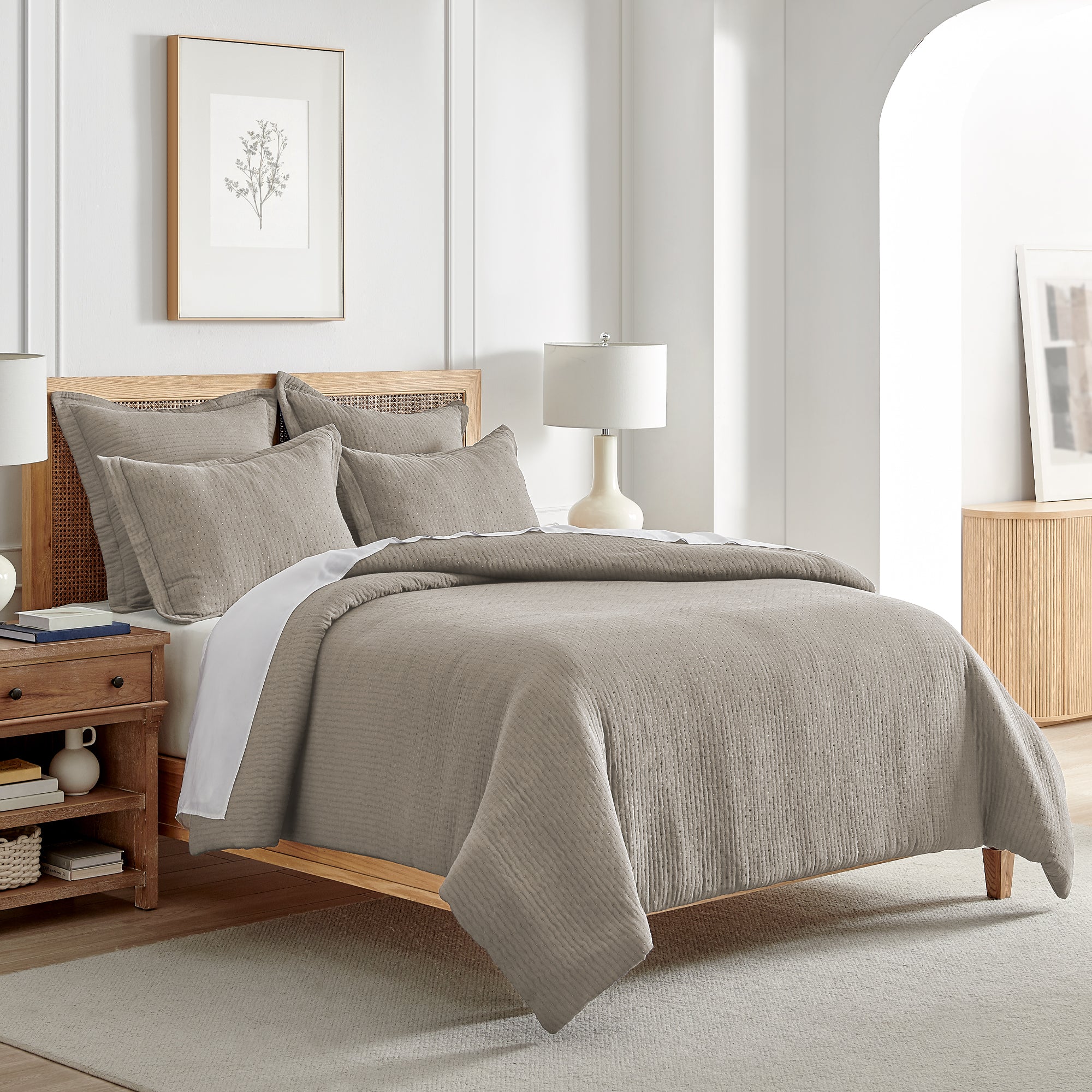 Taupe