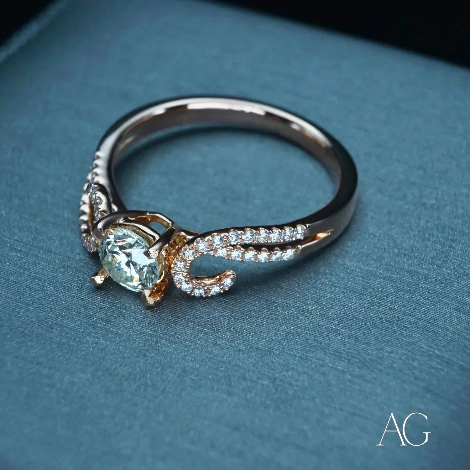 18k Rose Gold Diamond Ring for Women - Elegant & Romantic Engagement, Wedding, Anniversary Jewelry Gift - Perfect for Proposals, Bridal, and Special Occasions