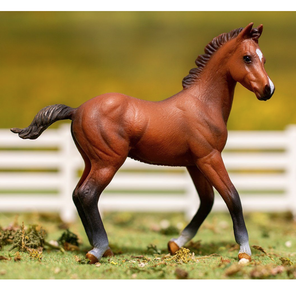 Breyer Bay Quarter Horse Foal - Realistic Collectible Toy Horse for Kids & Adults - Perfect for Display, Gifts, and Model Horse Enthusiasts