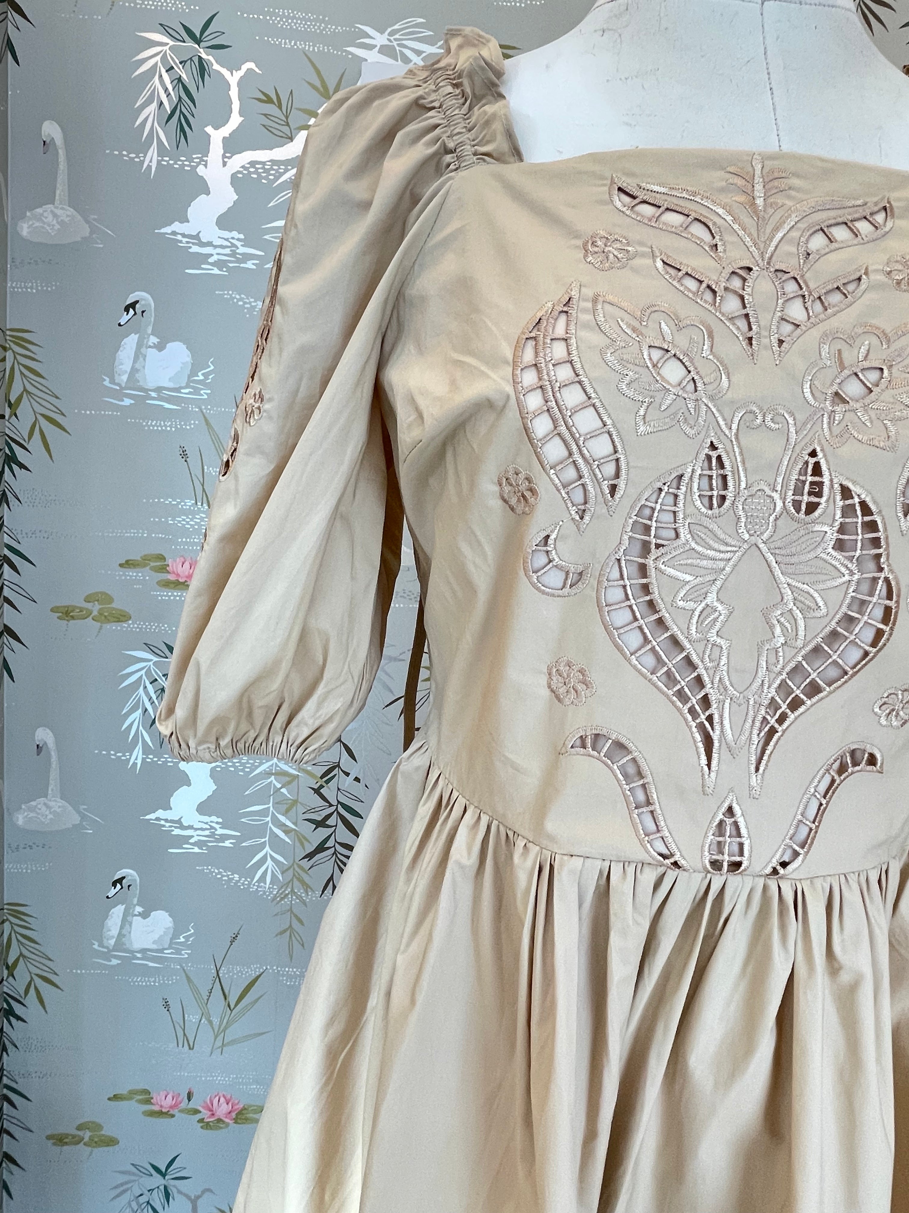 Remi Dress - Elegant Women's Floral Summer Dress for Casual Wear, Parties & Beach Outfits | Perfect for Date Nights, Vacations & Special Occasions