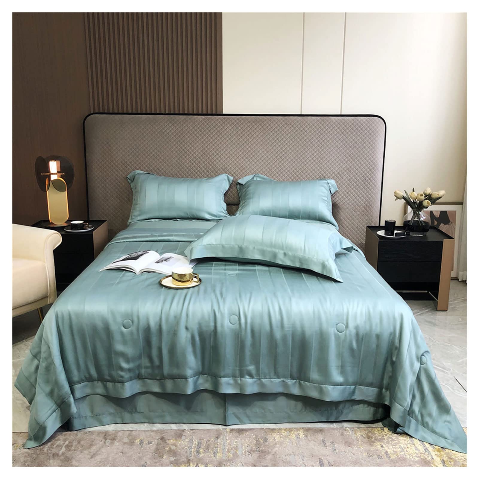 Breathable Ice Silk Summer Quilt - Washable Air Conditioning Comforter Blanket (220x240cm) for Cool Sleep | Perfect for Hot Weather & Bedroom Comfort