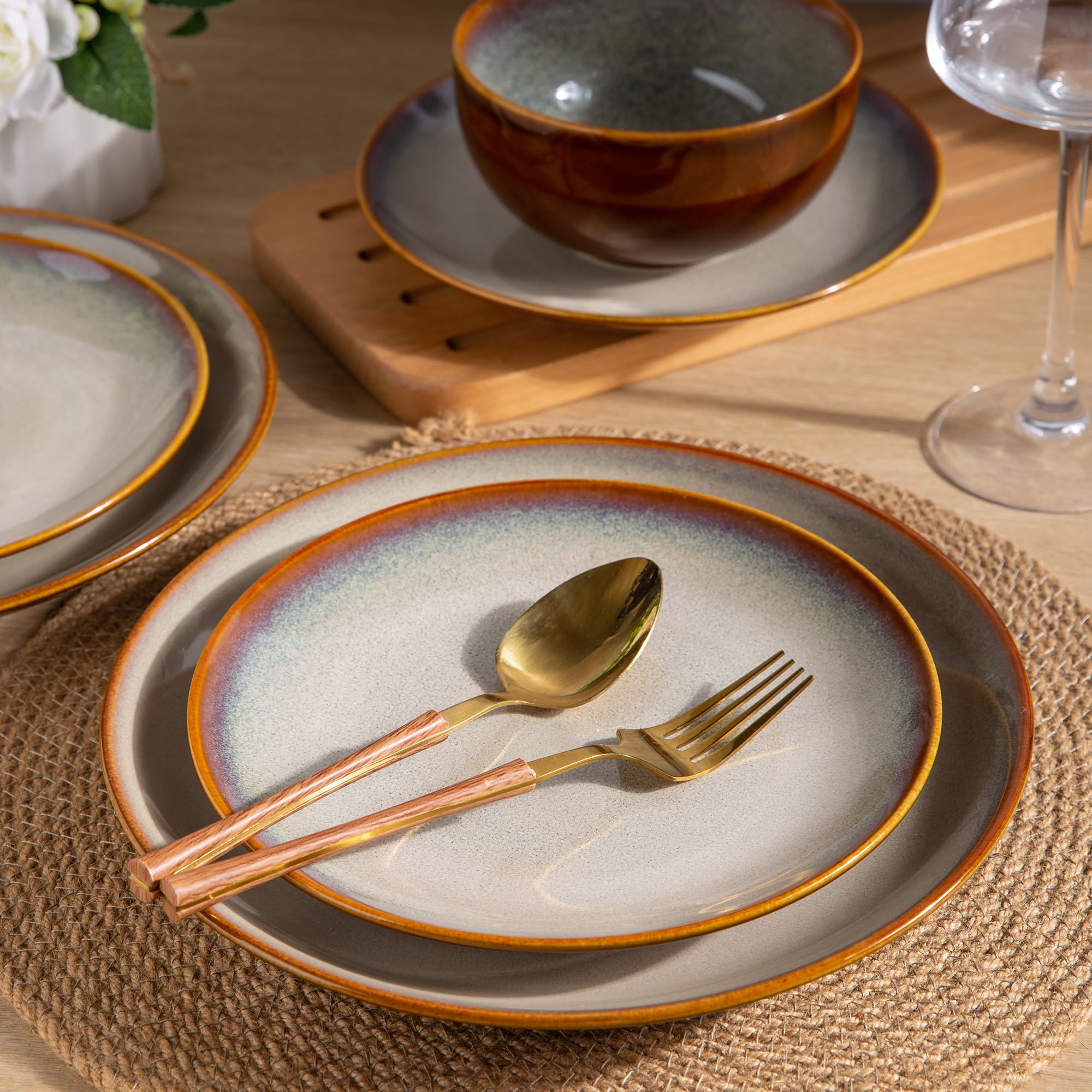LERATIO 24-Piece Ceramic Dinnerware Set for 8, Stoneware Plates & Bowls with Handmade Reactive Glaze - Chip & Scratch Resistant, Oven, Dishwasher & Microwave Safe - Khaki | Perfect for Family Dinners, Entertaining Guests & Everyday Use