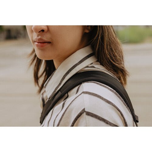 Peak Design Everyday Sling 6L V2 Camera Bag - Waterproof & Lightweight Coyote Brown Crossbody Sling for Photographers, Travel & Daily Commute