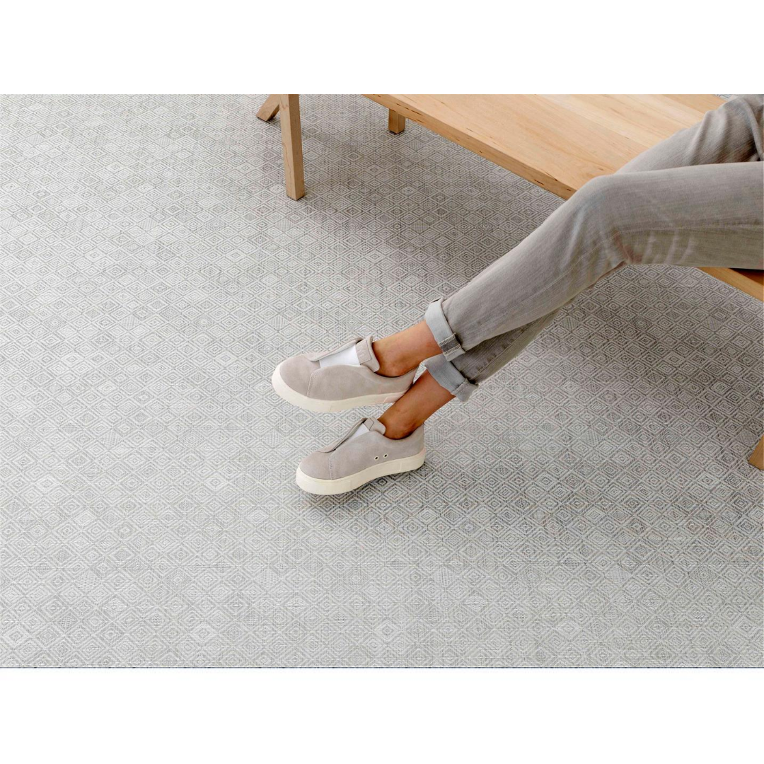 Chilewich Mosaic Grey Woven Floor Mat - Non-Slip Indoor/Outdoor Rug - Waterproof & Durable for Kitchen, Bathroom, Entryway, Patio - Easy to Clean Home Decor