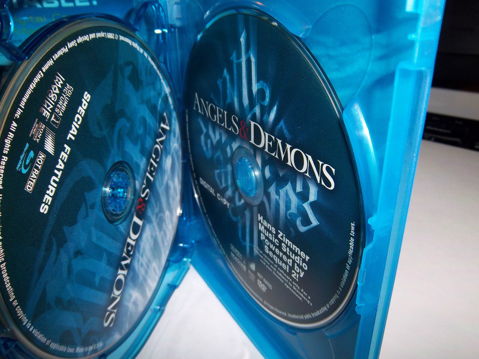 Angels & Demons Blu-ray Disc - Theatrical & Extended Editions Starring Tom Hanks | Perfect for Movie Night & Collector's Edition