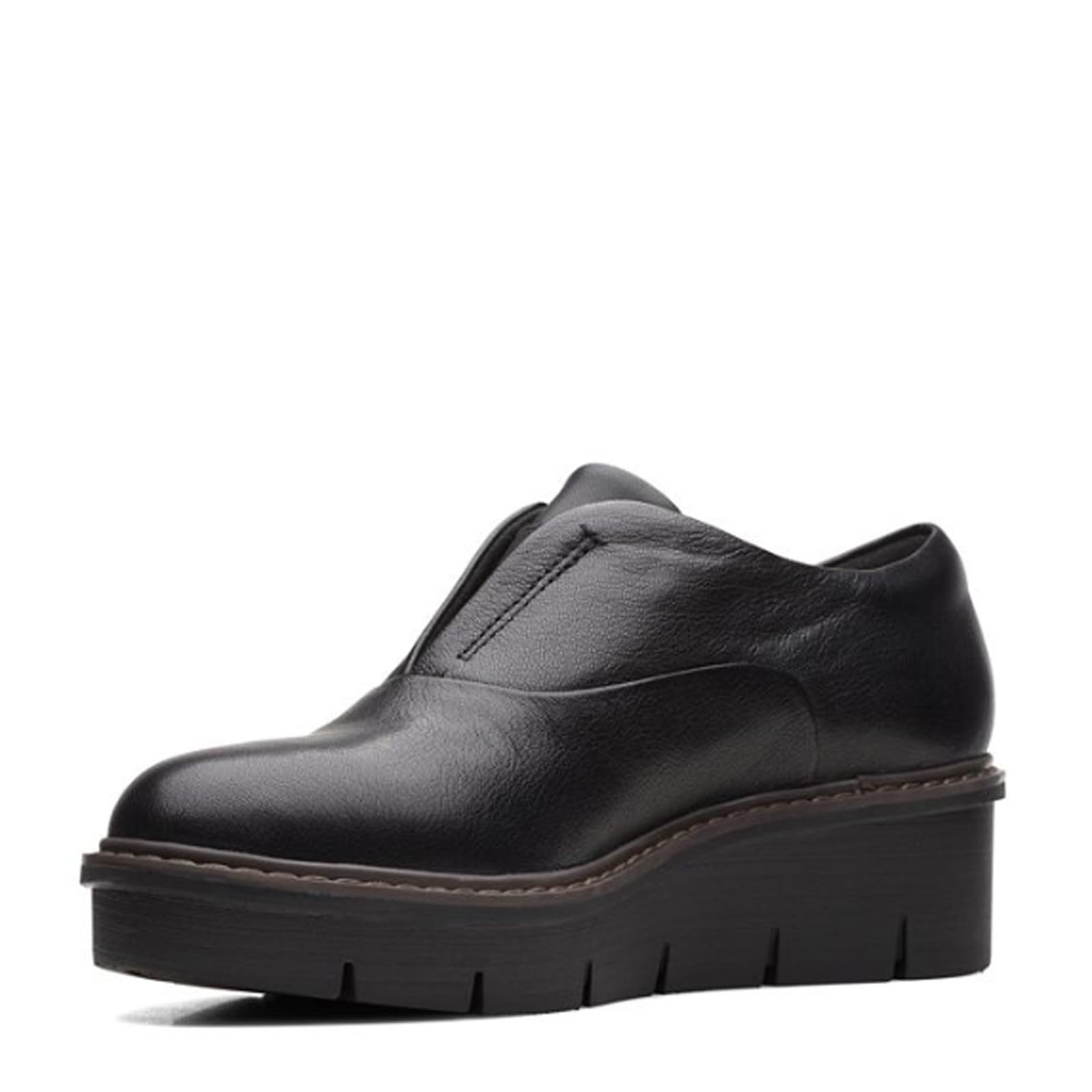 Clarks Women's Airabell Sky Slip-On Loafers - Comfortable Casual Shoes for Women | Perfect for Work, Travel & Everyday Wear