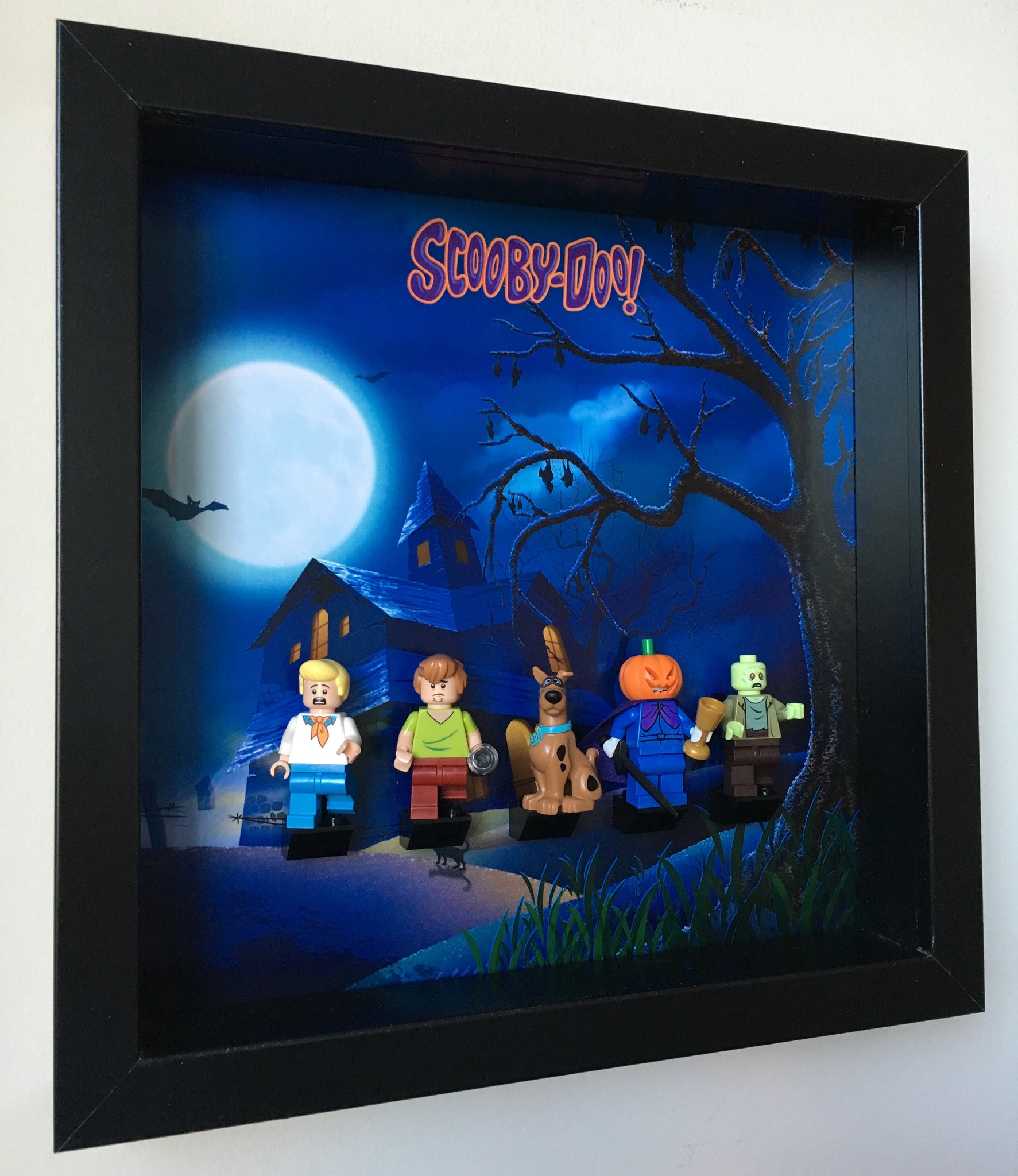 Lego® Scooby Doo Minifigure Display Frame - Collectible Minifigures Showcase for Scooby-Doo Fans - Perfect for Home Decor, Office Display & Gift for Lego Enthusiasts