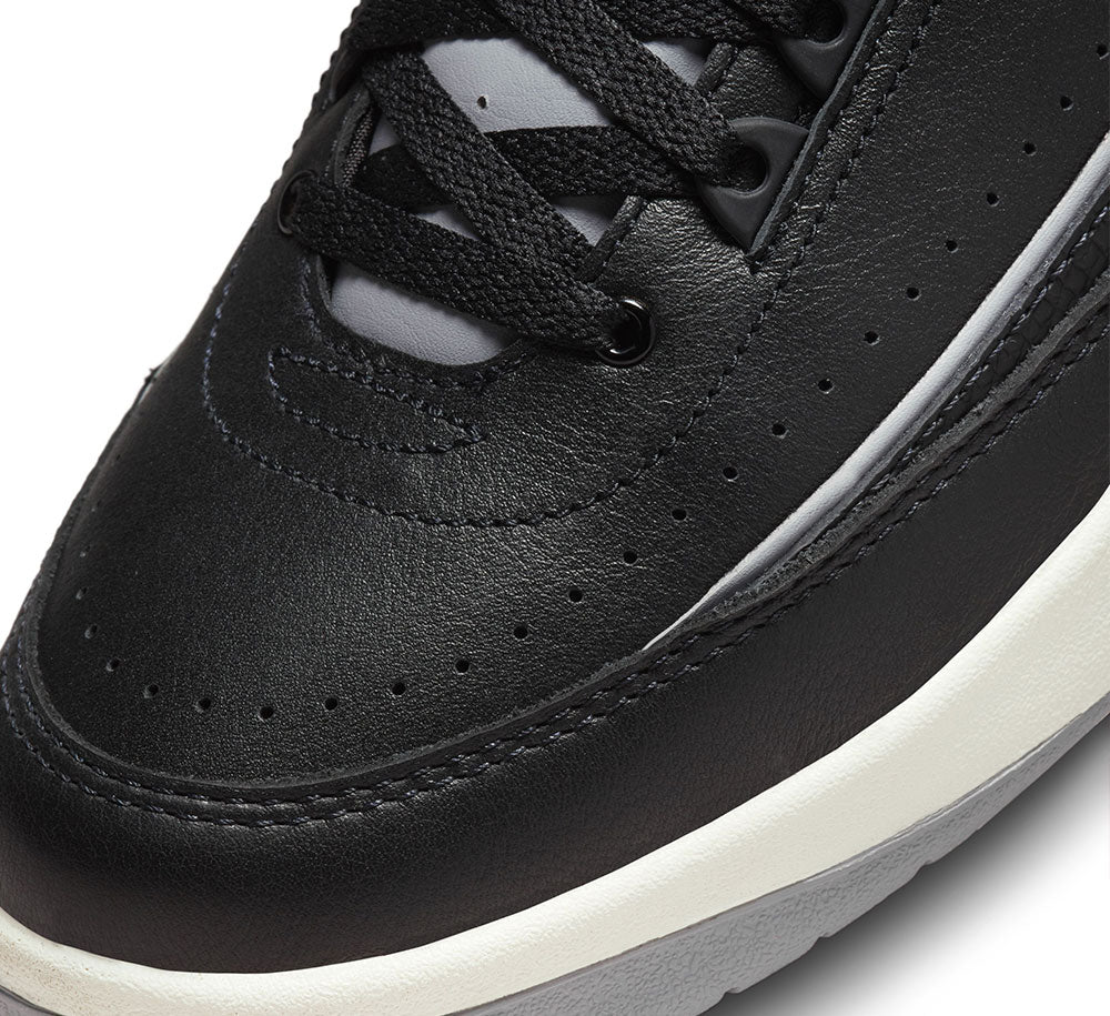 Original Air Jordan 2 Retro Basketball Shoes - Men's High-Top Sneakers for Casual Wear & Street Fashion | Perfect for Sports, Gym & Everyday Outfits