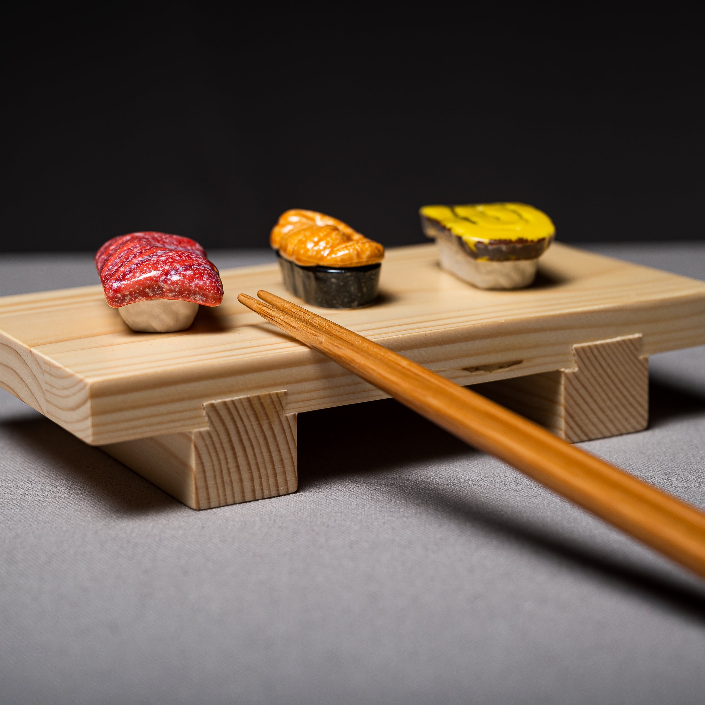 Premium Sushi Chopstick Rest - Elegant Single Nigiri Holder for Japanese Dining, Sushi Parties & Asian Cuisine Decor
