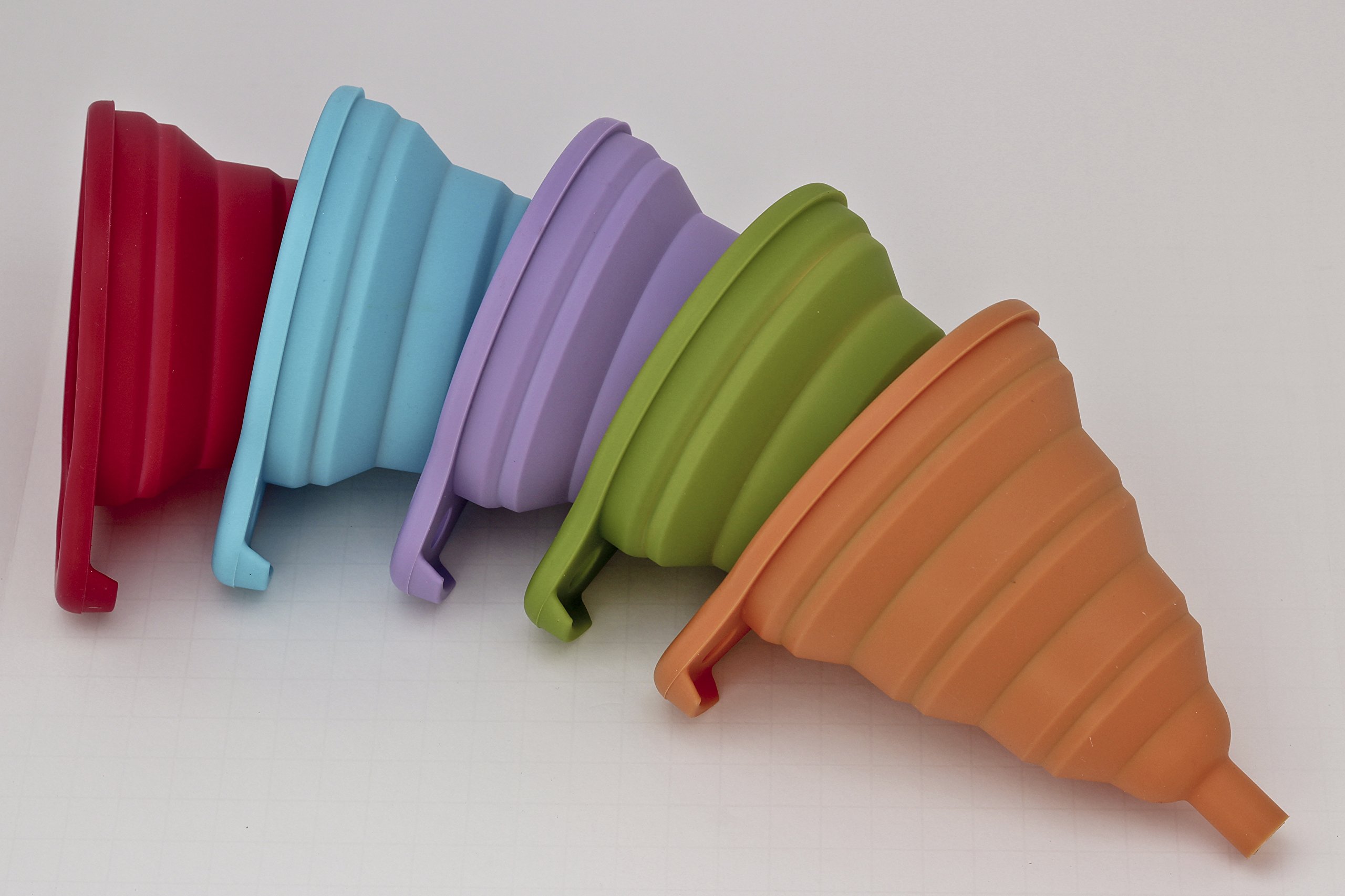 Zoie & Chloe Collapsible Silicone Kitchen Funnel - Space Saving Foldable Design for Cooking, Baking, Oil Pouring & Liquid Transfer | Dishwasher Safe