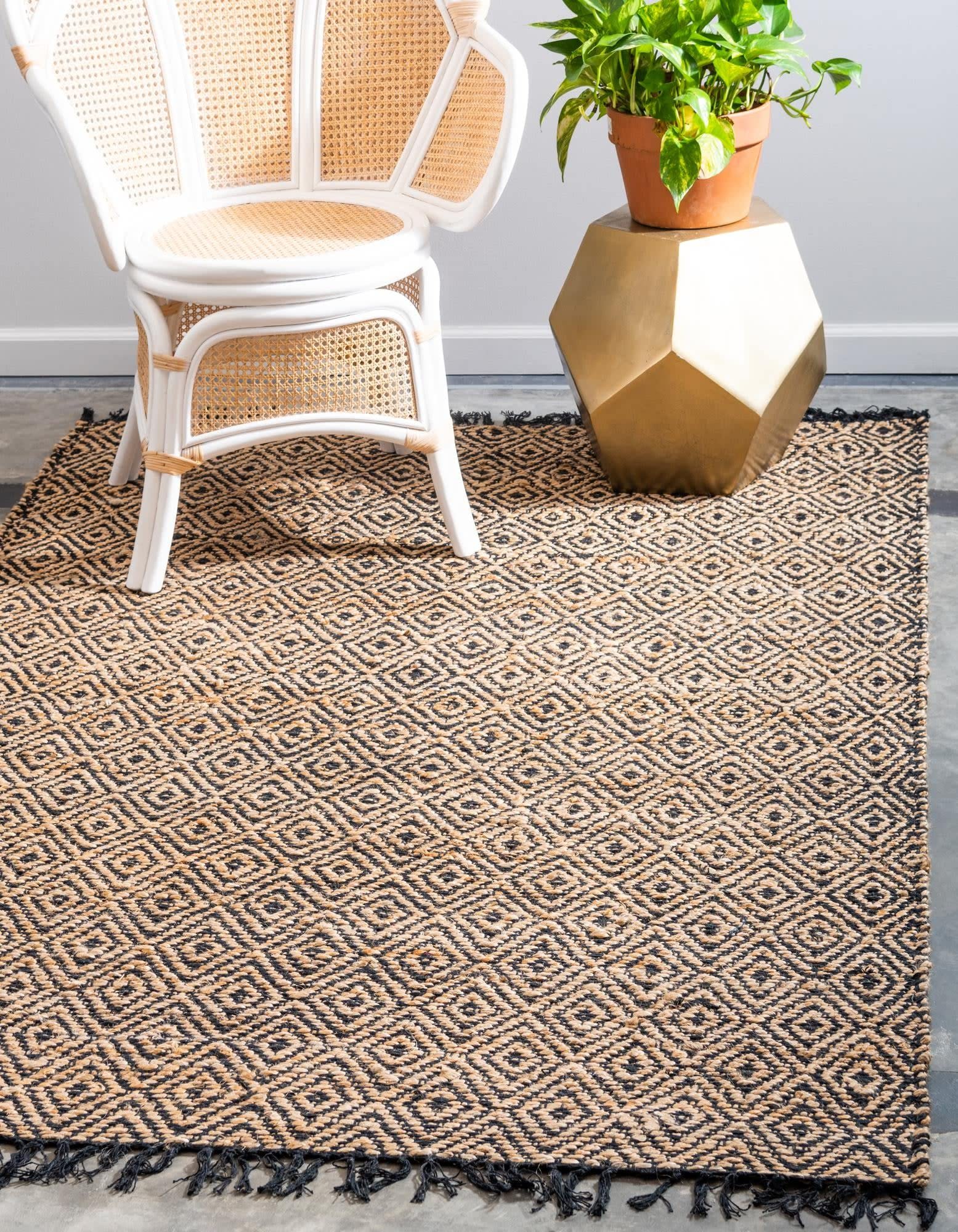Unique Loom Braided Jute Collection Area Rug - Assam (7'1