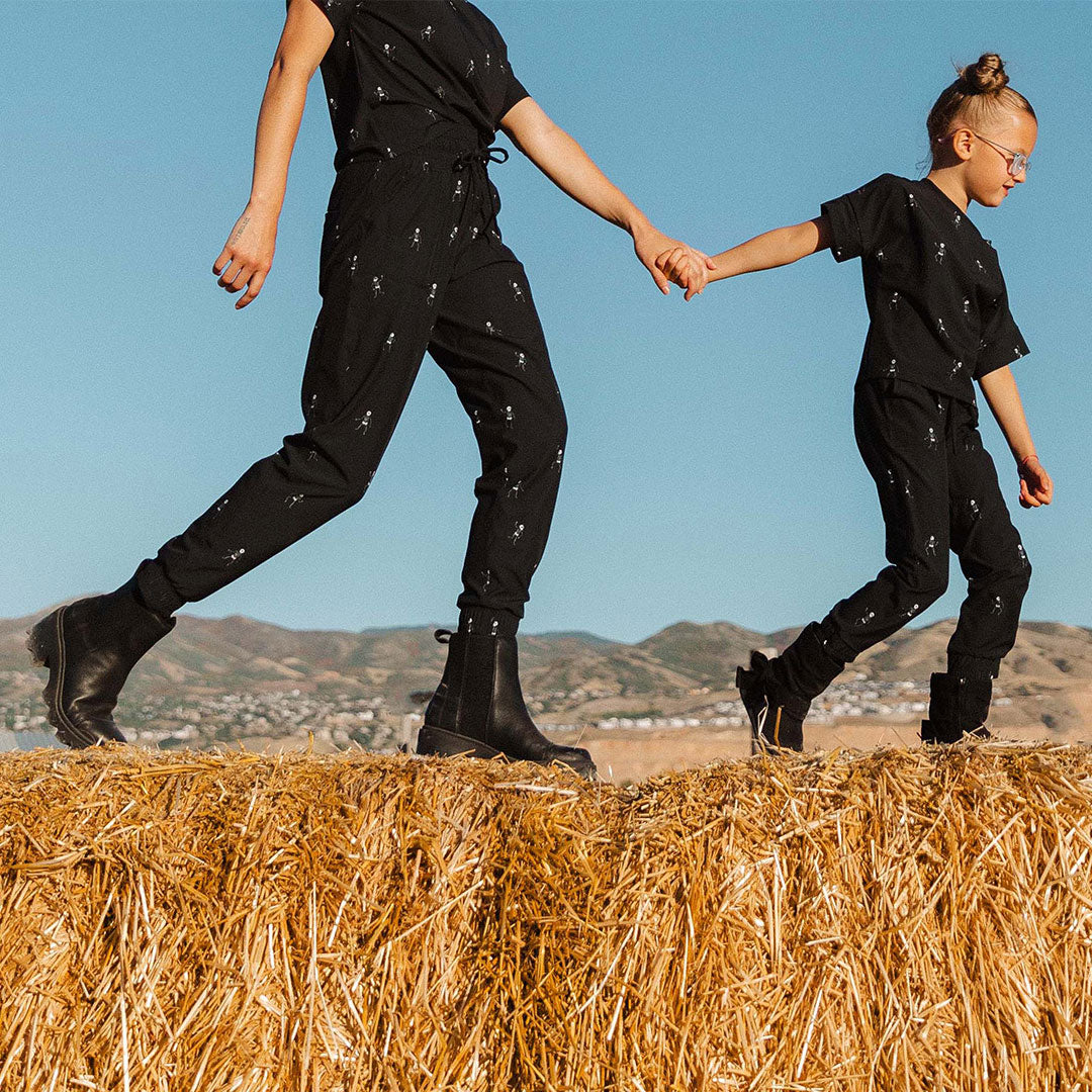 Spooky 3.0 Halloween Themed Joggers - Comfortable Destination Pants for Costume Parties & Trick-or-Treating