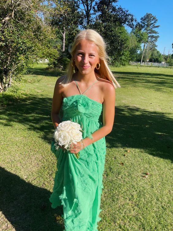 Elegant Green A-Line Ruffle Long Prom Dress for Formal Party & Evening Gala - Perfect for Homecoming, Quinceañera & Wedding Guest Attire