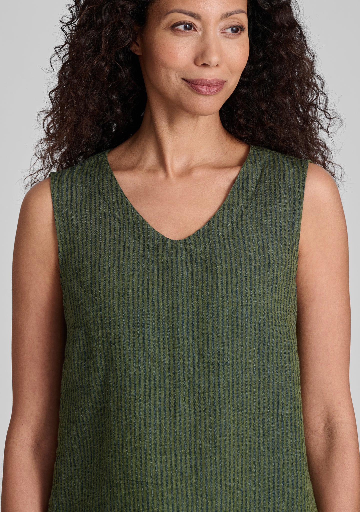 Gem Tank Linen Tank Top for Women - Breathable Summer Casual Sleeveless Shirt - Perfect for Beach, Yoga, and Everyday Wear