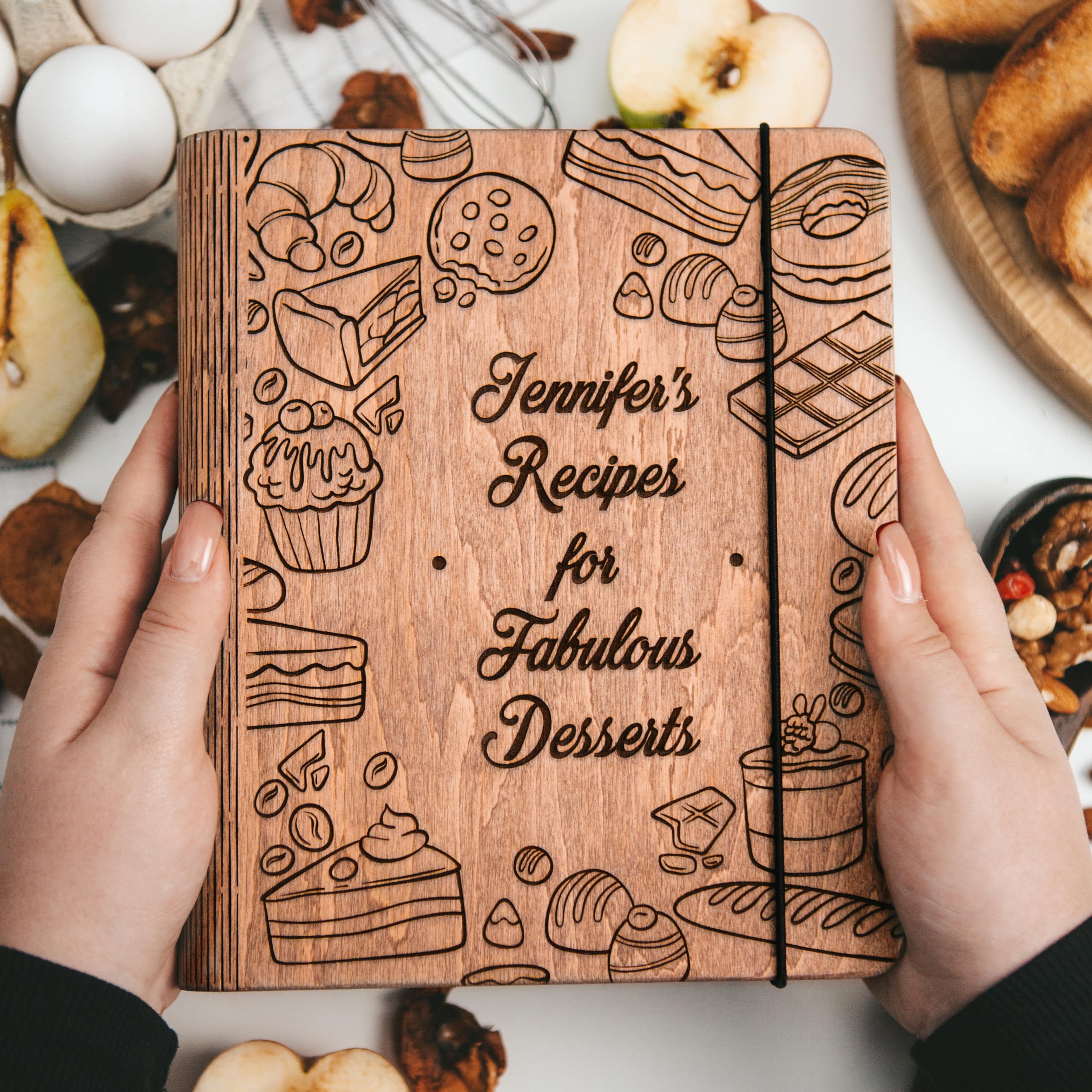 ENJOY THE WOOD Personalized Recipe Book Binder - Custom Wooden Family Cookbook Journal for Handwritten Recipes - Hardcover Blank Recipe Organizer (A4 Size, Cake Theme) - Perfect for Baking Enthusiasts & Family Recipe Collections