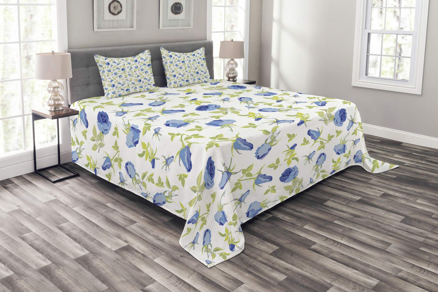 Ambesonne Green Floral Bedspread Set - Abstract Rose Design King Size 3-Piece Bedding with 2 Pillow Shams | Romantic Valentine's Day Inspired Blue Pale Green White Decor | Perfect for Master Bedroom, Guest Room & Cozy Home Decor