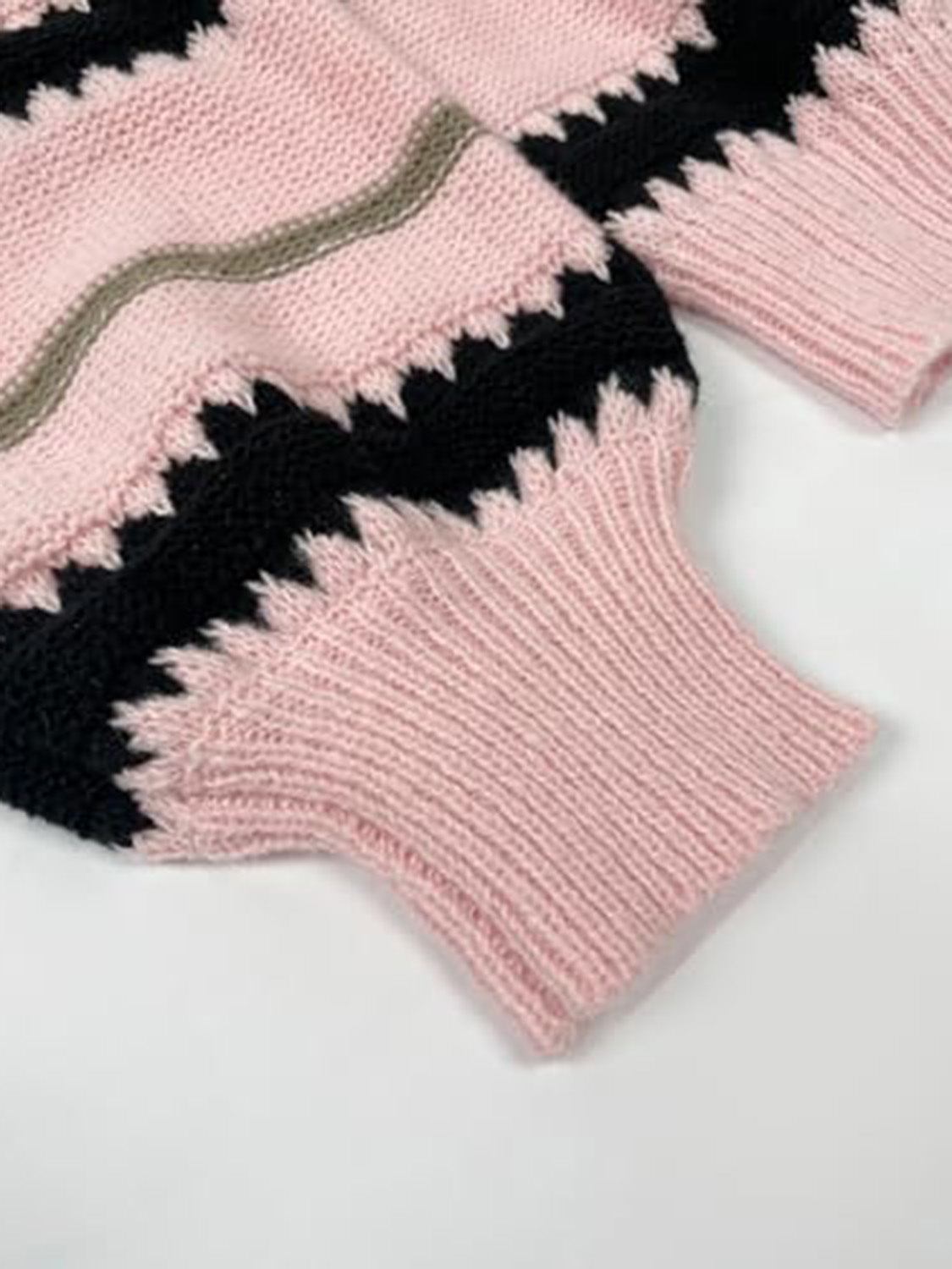 Stylish Contrast Striped Round Neck Long Sleeve Sweater for Women - Cozy Fall & Winter Fashion, Perfect for Office, Casual Outings and Date Nights