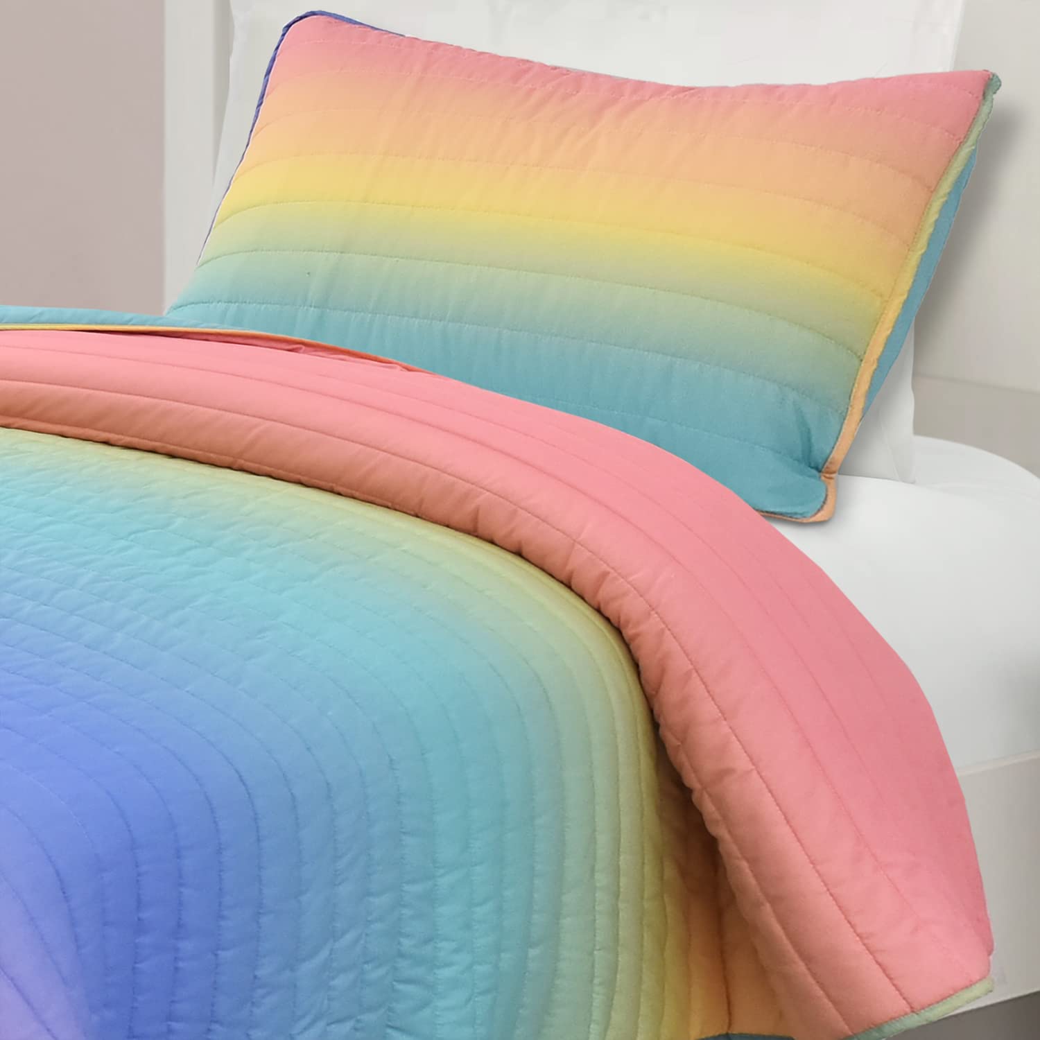 Lush Decor Rainbow Ombre Quilt Set - Twin/Twin XL for Kids Room