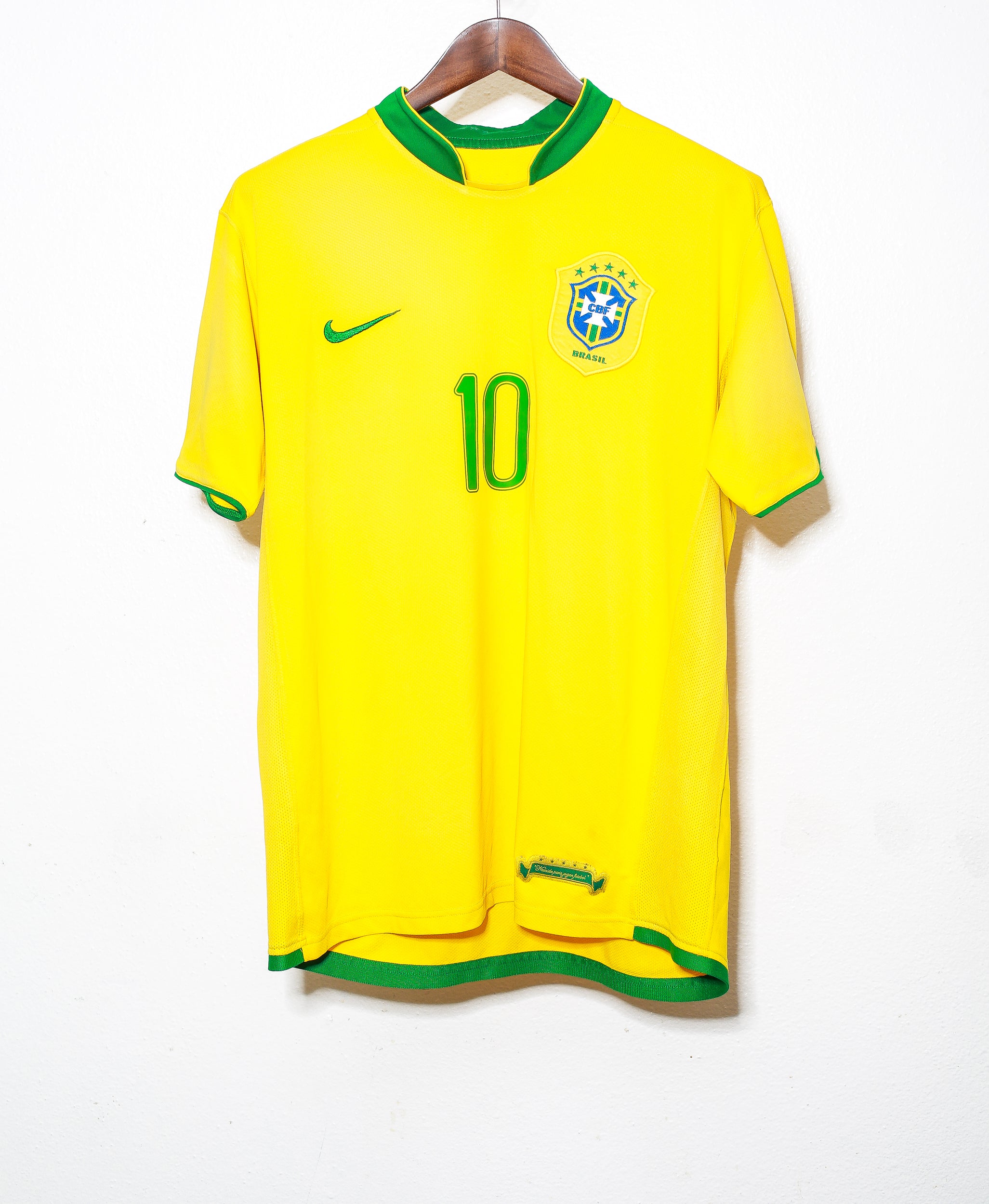 2006 Brazil Home #10 Ronaldinho Jersey (Large) - Authentic Soccer Shirt for Fans & Collectors - Perfect for Matches, Gifts & Memorabilia