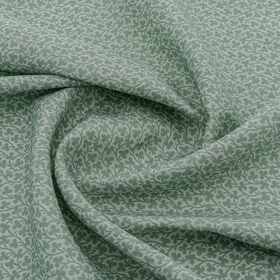 Premium Clover Linen Tablecloth - Soft Sea Green Color for Dining Room & Kitchen Decor - Perfect for Dinner Parties, Weddings & Home Styling