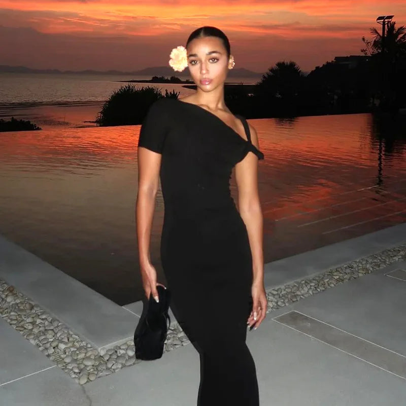 **Elegant Asymmetrical Twist One Shoulder Maxi Long Dress - Kylie Jenner Inspired Outfits for Summer Parties, Weddings & Special Occasions | Sexy & Stylish Women's Fashion 2024 | Sizes C85 CZ38**