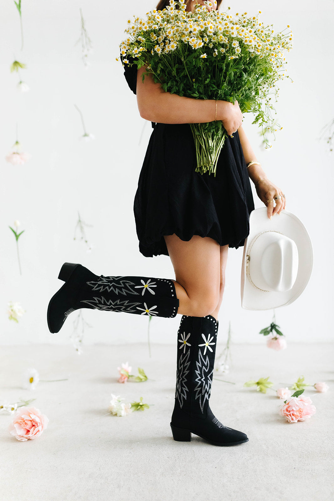 Kolly Daisy Boots for Women - Stylish Ankle Boots with Comfortable Cushioning, Perfect for Fall & Winter Fashion, Office Wear, and Casual Outings