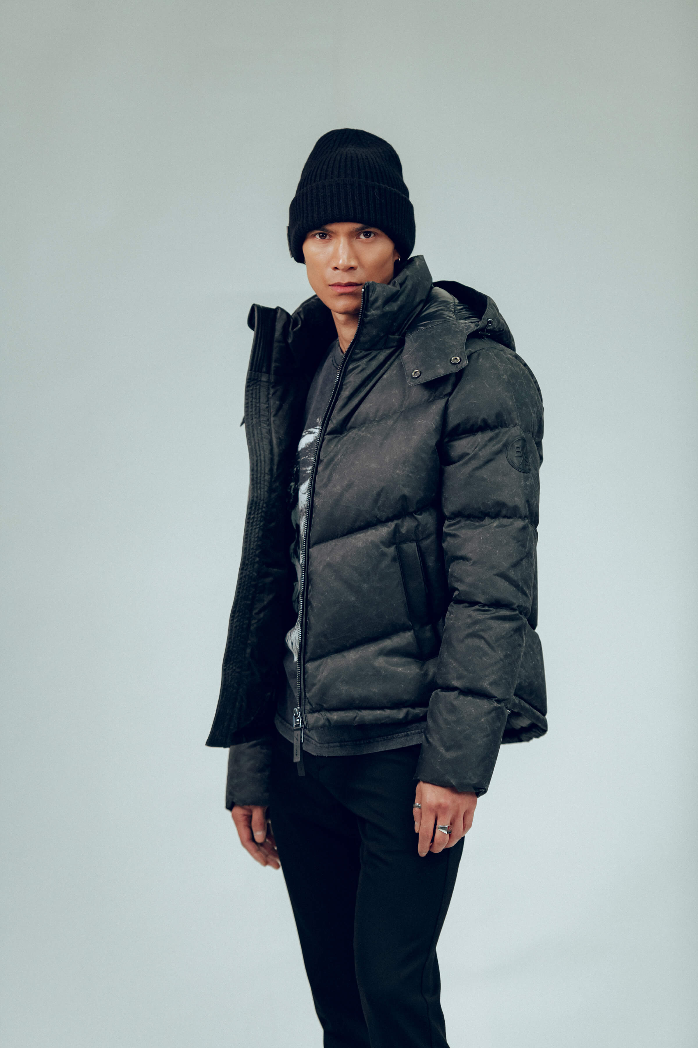 Men's Lightweight Nylon Down Puffer Jacket - Waterproof Winter Coat for Outdoor Activities & Casual Wear