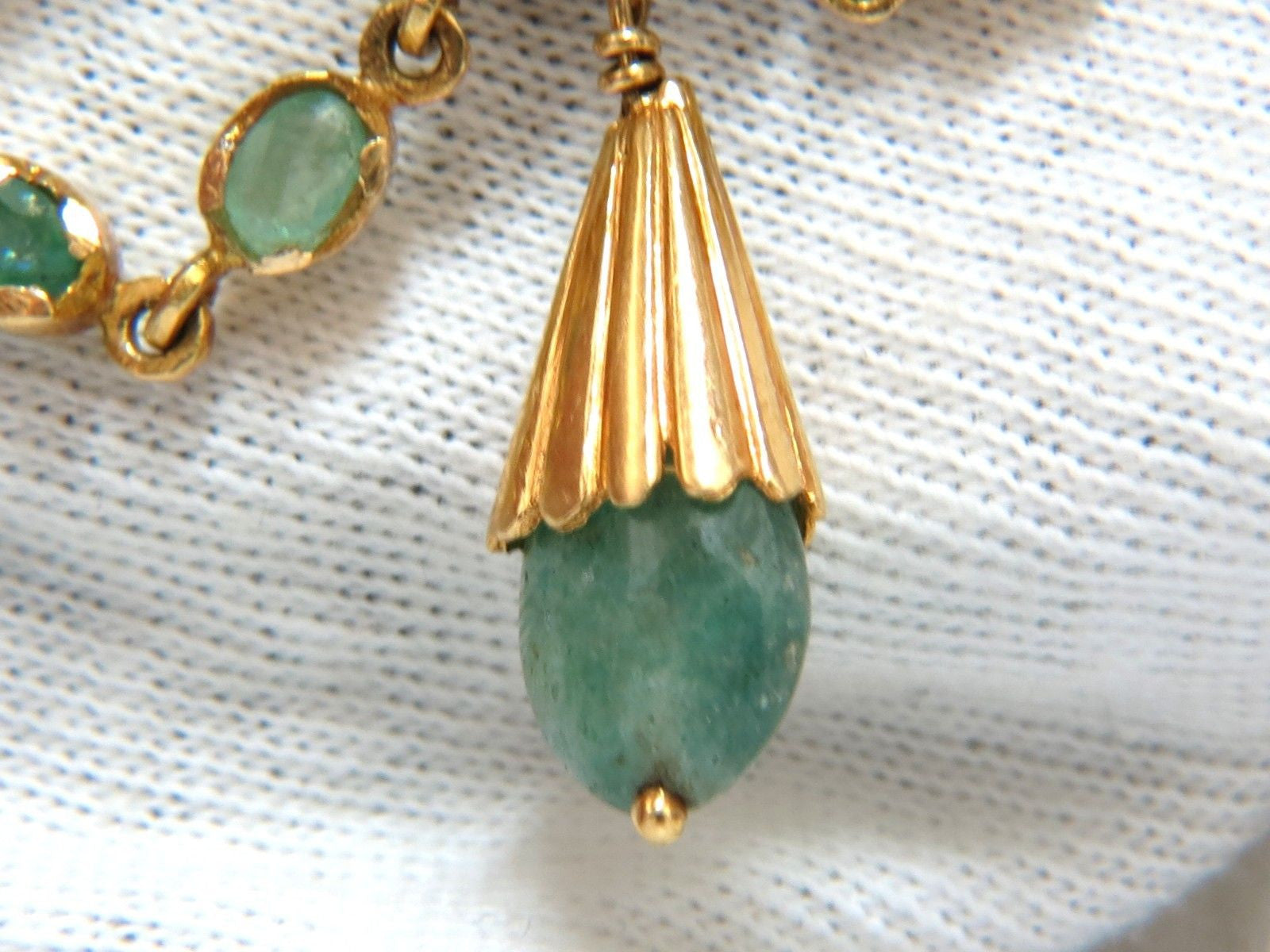 18KT Vintage Natural Emeralds & White Sapphires Medallion Dangle Brooch Pin – Elegant Jewelry for Weddings, Parties & Special Occasions