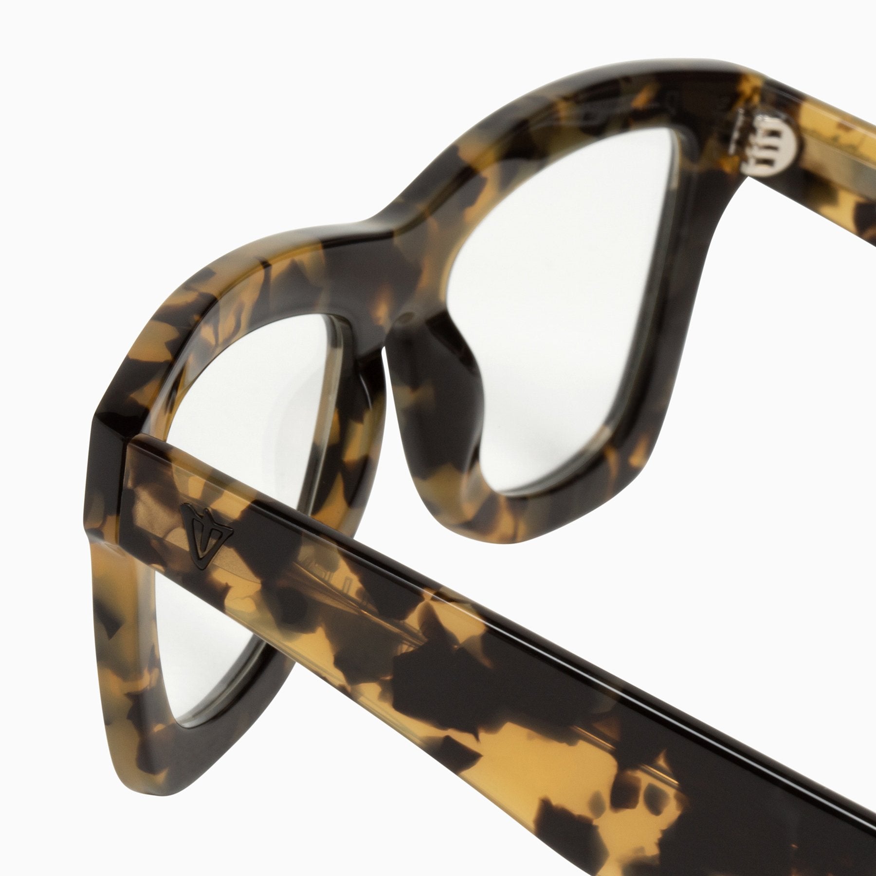 Stylish and Durable DB Glasses - Polarized Sunglasses for Men & Women - UV Protection for Outdoor Activities like Driving, Hiking, and Beach Days