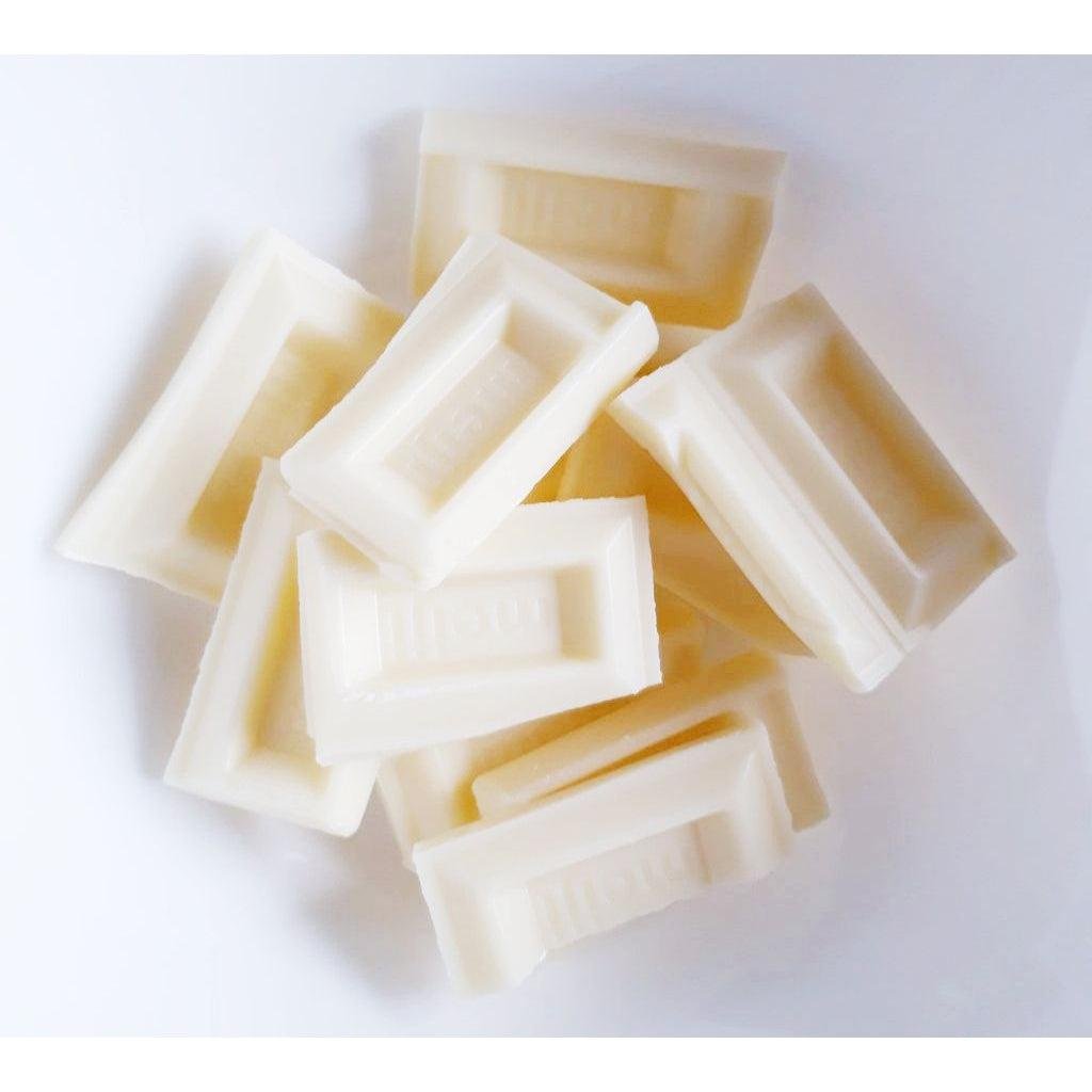 Meiji White Chocolate Bar 40g (Pack of 5) - Premium Japanese White Chocolate for Gifts, Snacking & Baking - Perfect for Desserts, Coffee Pairing & Party Treats