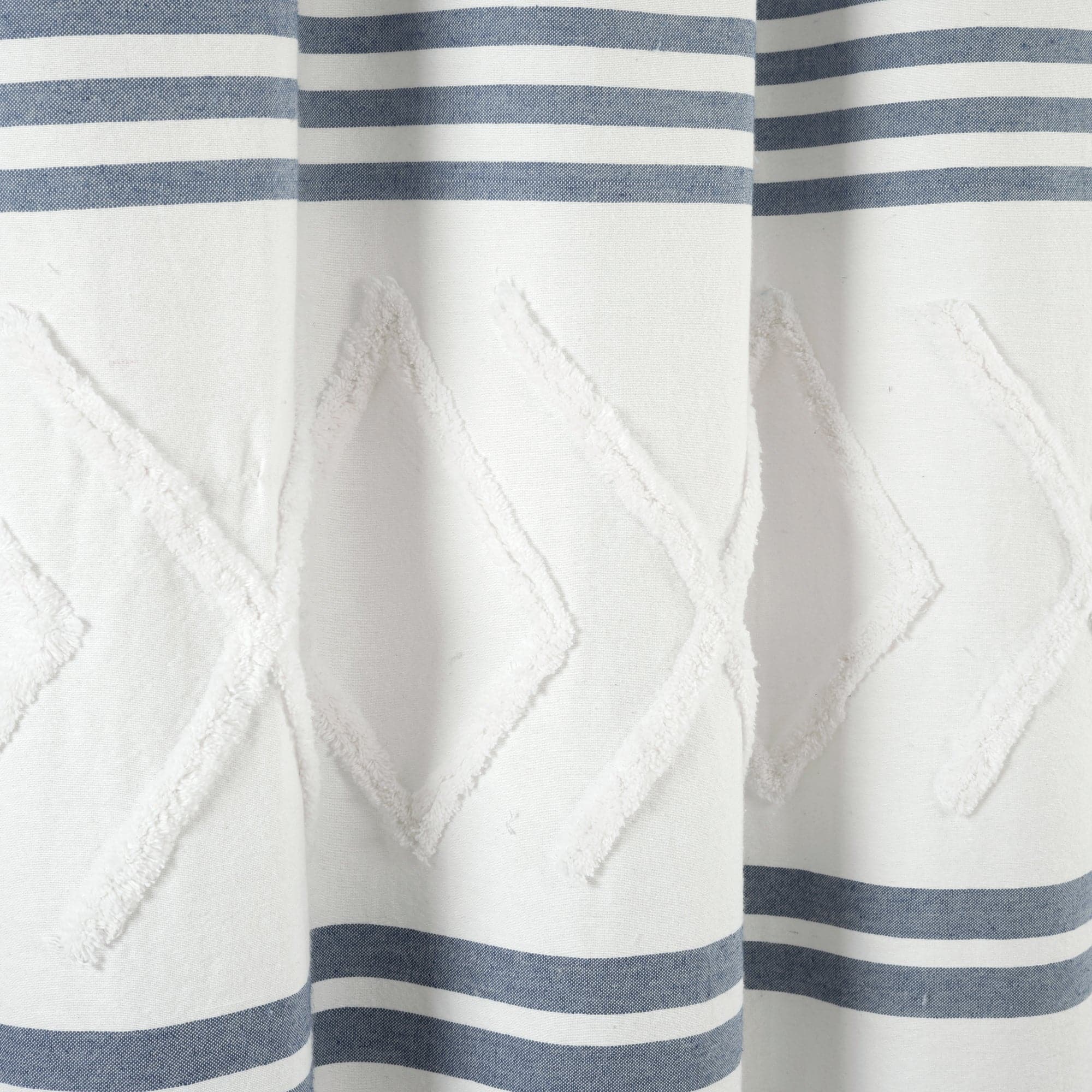 Eco-Friendly Urban Diamond Stripe Woven Tufted Shower Curtain - Waterproof Bathroom Decor for Modern Homes | Perfect for Small Bathrooms & Spa-Like Retreats