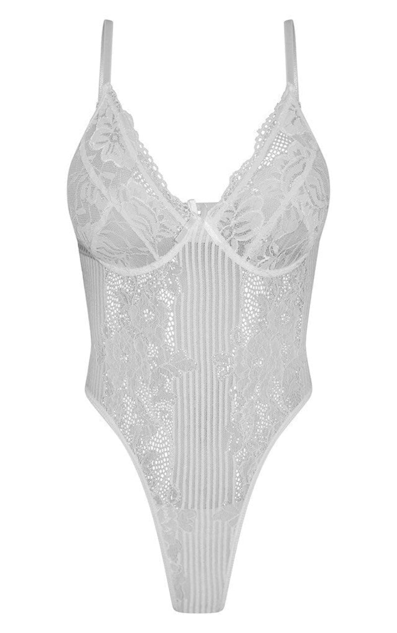 Sexy White Teddy Lingerie Set for Women - Lace Babydoll Nightwear with G-String & Garter Belt - Perfect for Valentine's Day, Honeymoon & Romantic Nights