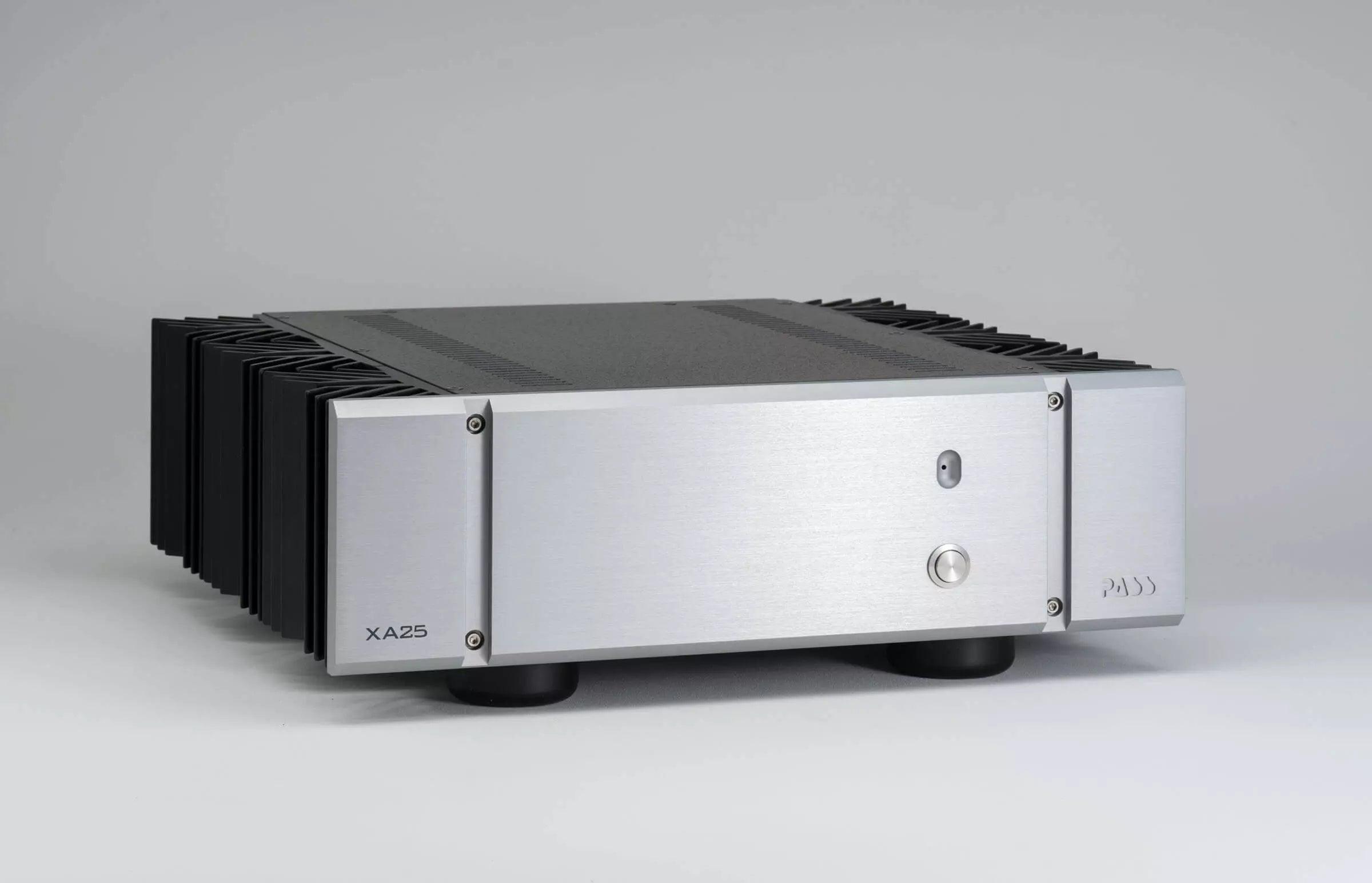 Pass Labs XA25 Stereo Power Amplifier - High-End Audio Equipment for Home Theater & Music Listening | Perfect for Audiophiles & Hi-Fi Systems