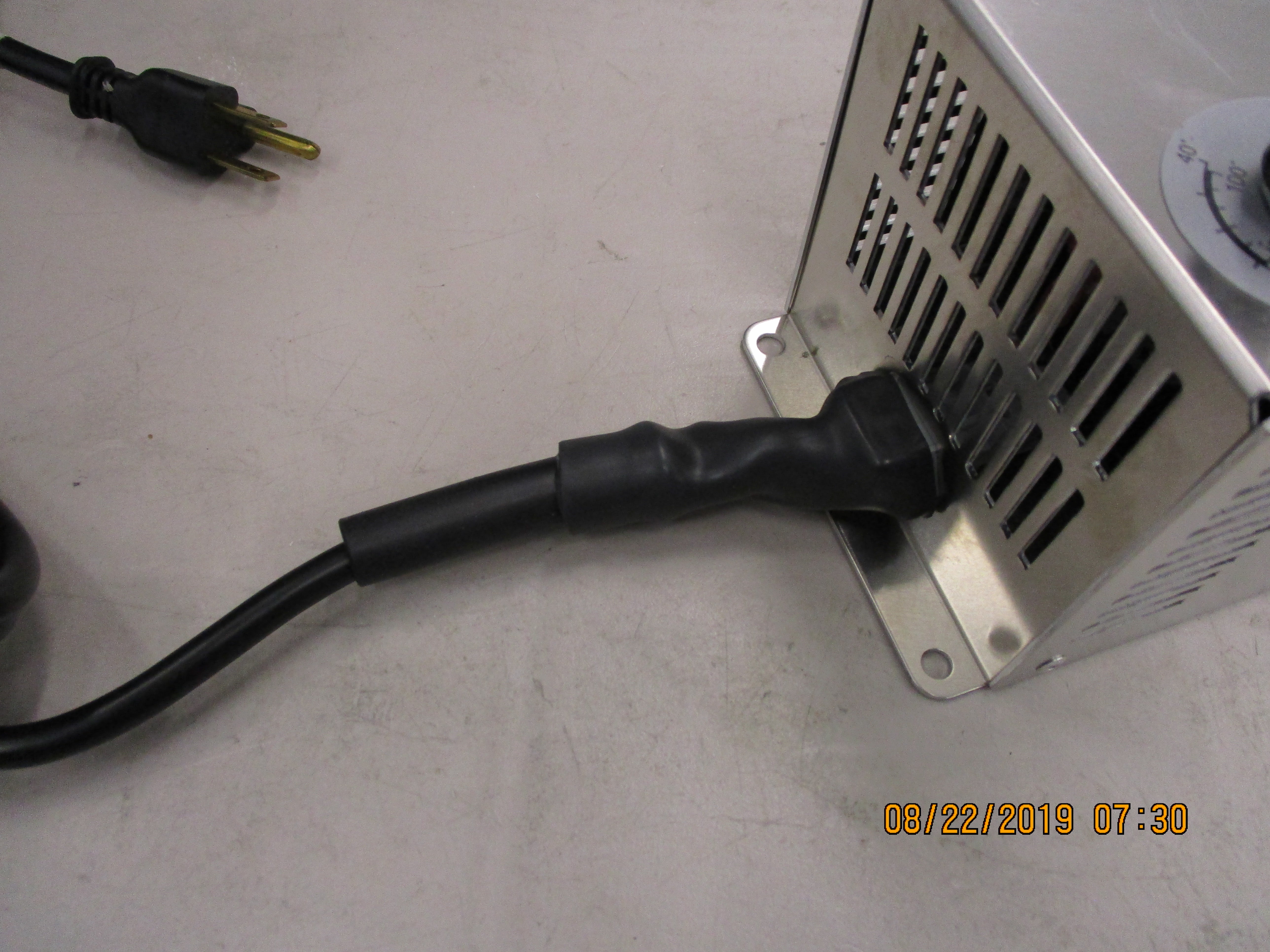 6712FR Controller Compartment Heater - High Performance Electric Heating Element for Industrial Equipment | Perfect for HVAC Systems, Manufacturing Machinery & Electrical Control Panels
