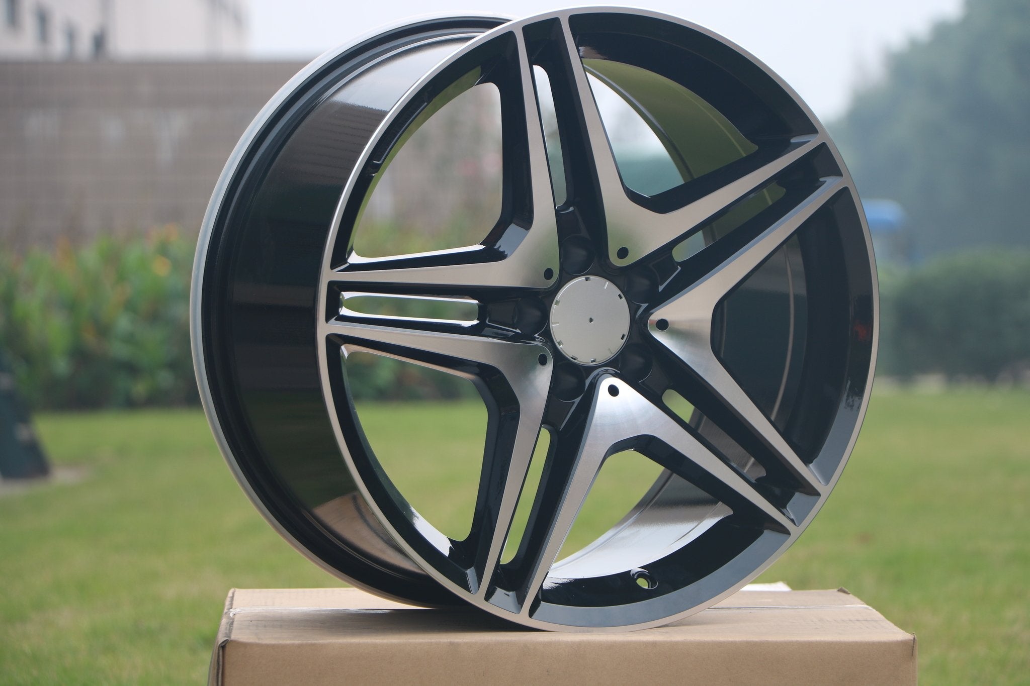 19-Inch Alloy Wheels for Mercedes Benz C207 C250 C300 C350 E350 GLC300 S550 - Premium Rims for Luxury Sedans & SUVs - Perfect for Street Performance & Custom Car Upgrades